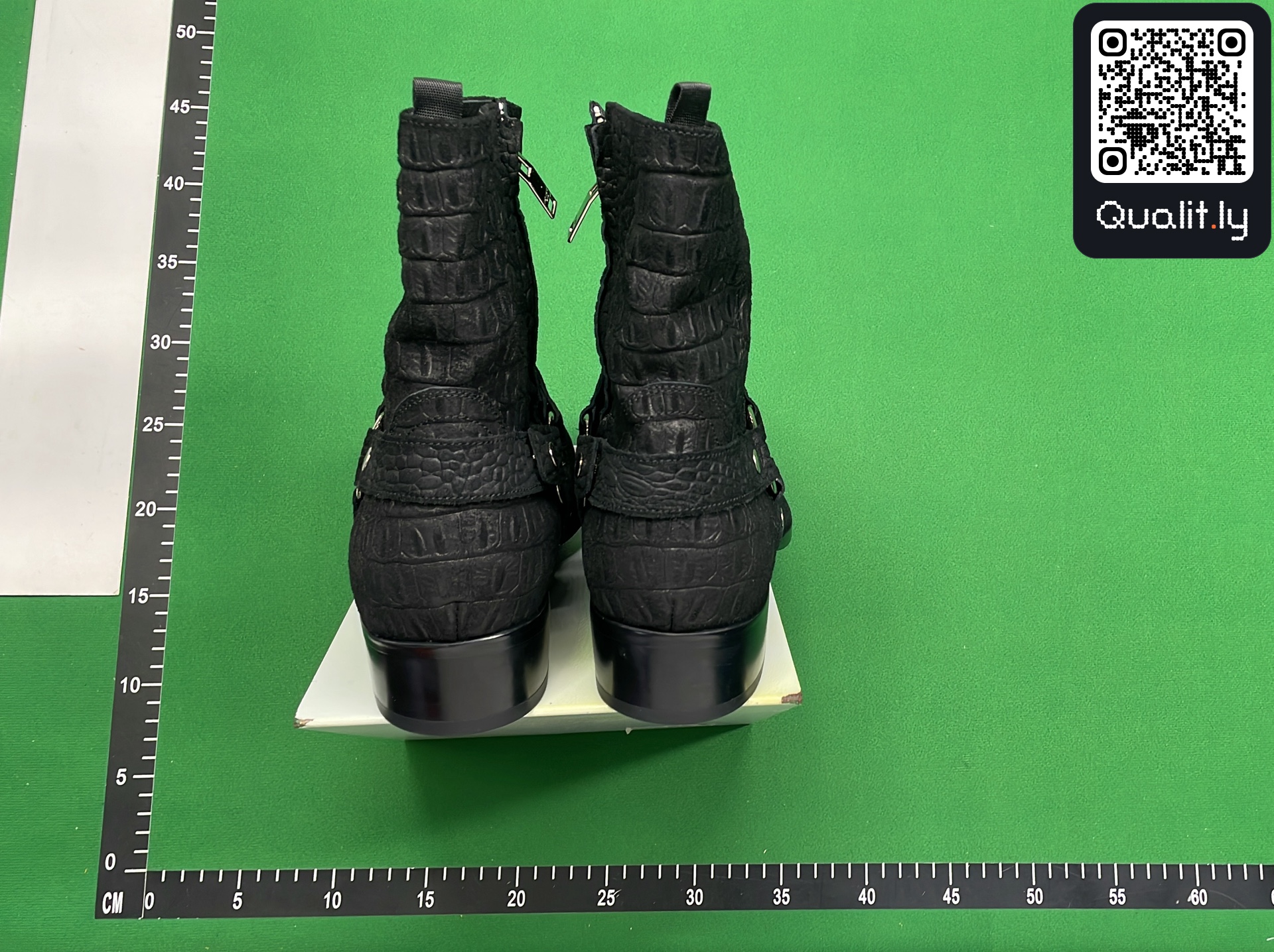 靴子 QC 照片 3 / 6
