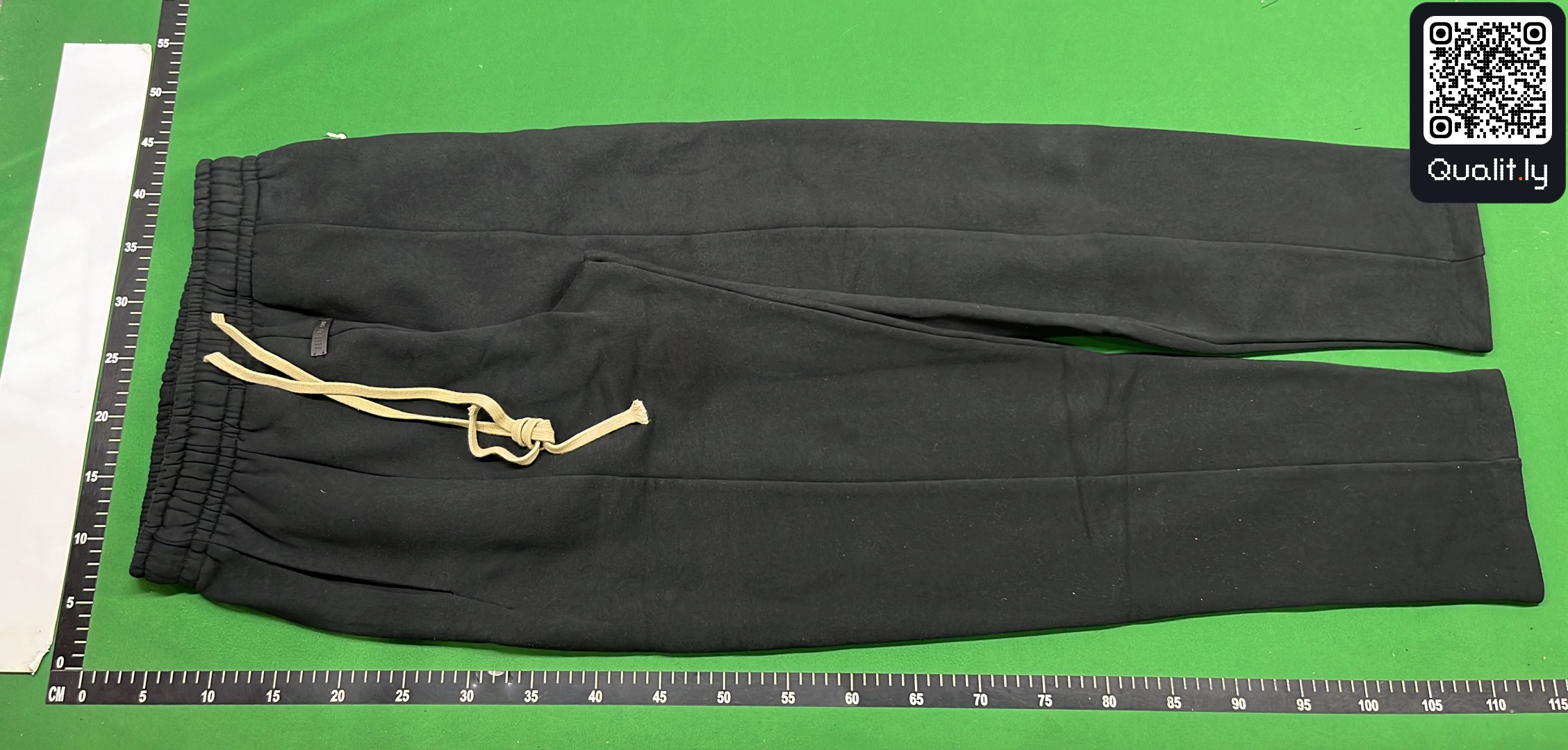 Pantalon — photo QC 2 sur 24