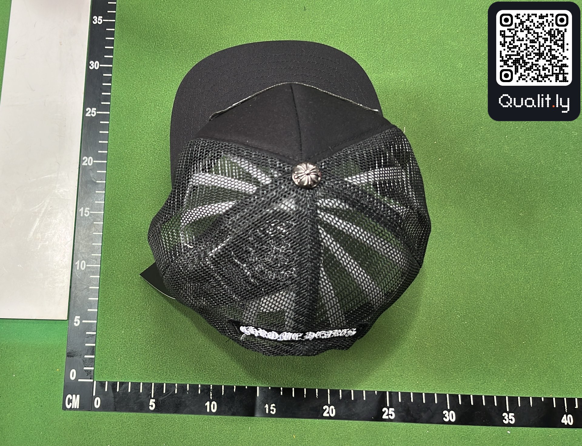 Cap QC photo 2 of 136