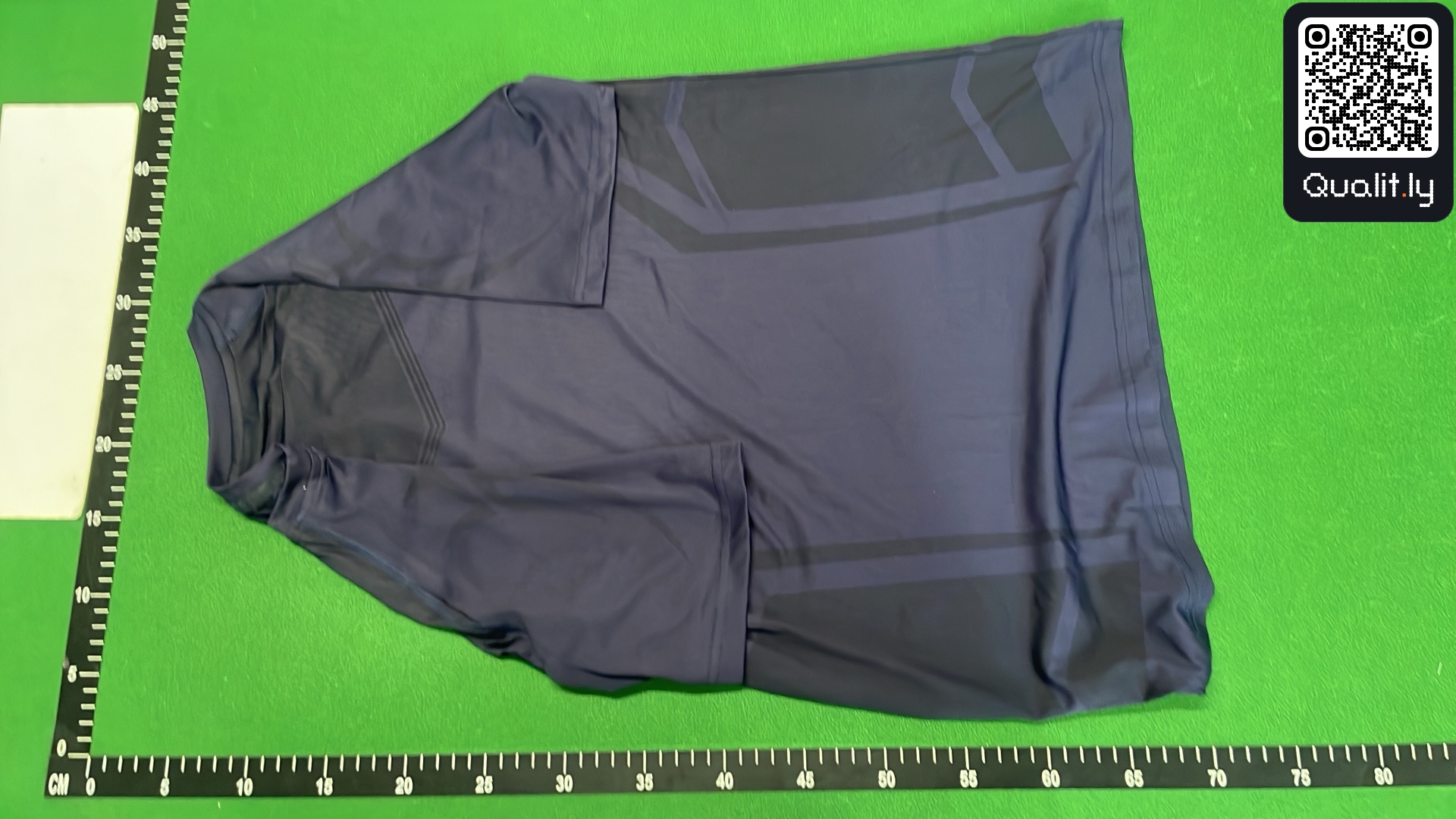 T-shirt — QC-foto 3 van 4