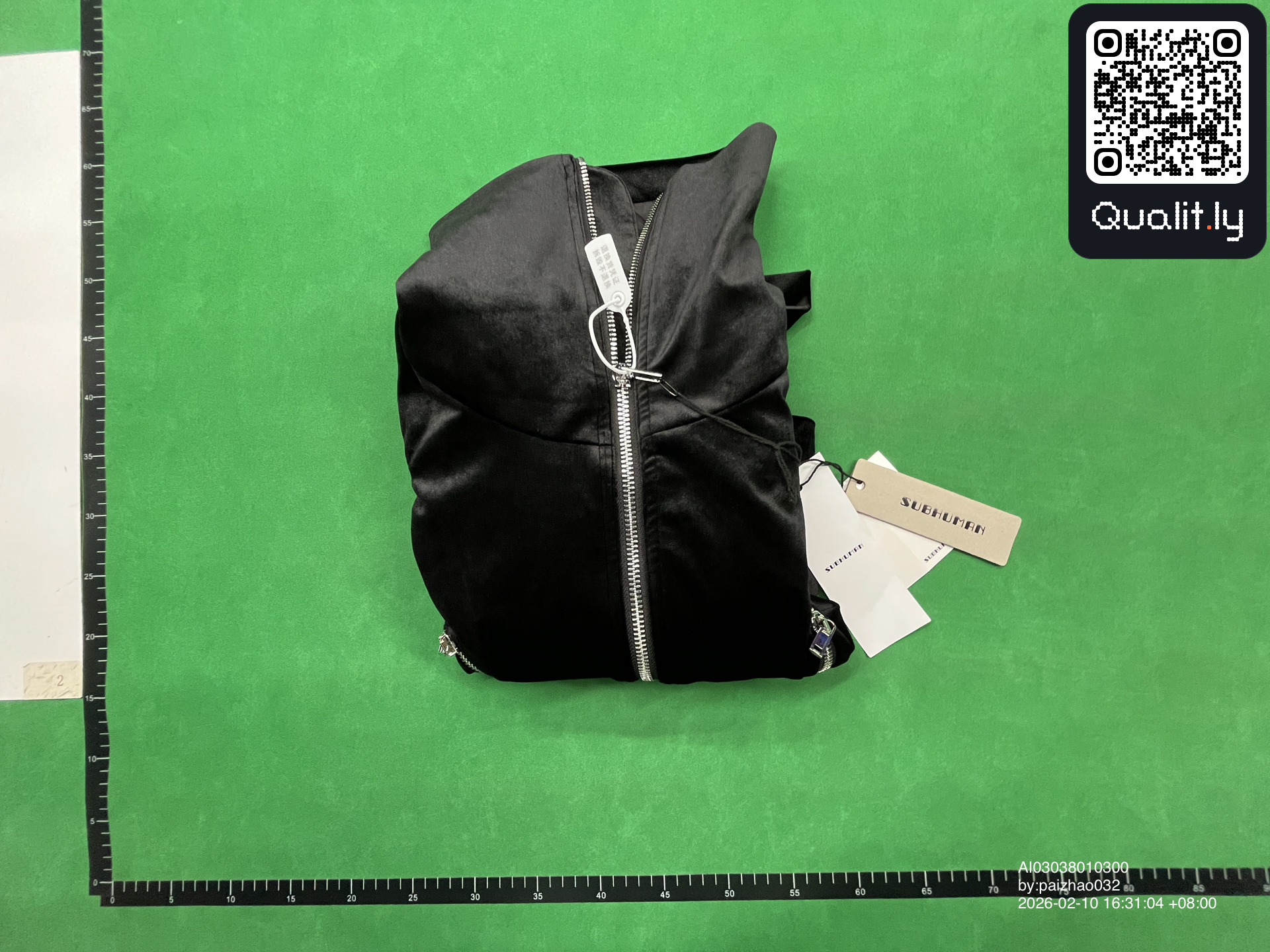 Jacket QC photo 1 of 4