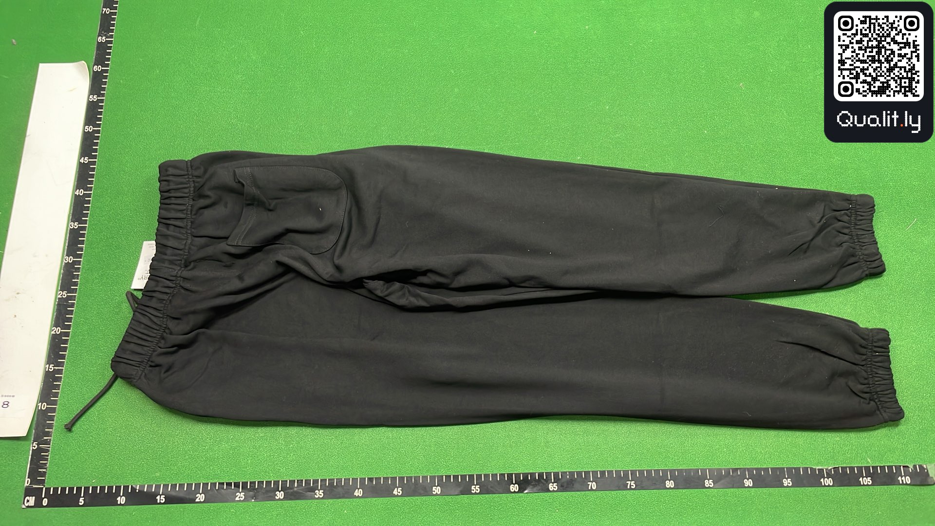 Pants QC photo 3 of 54