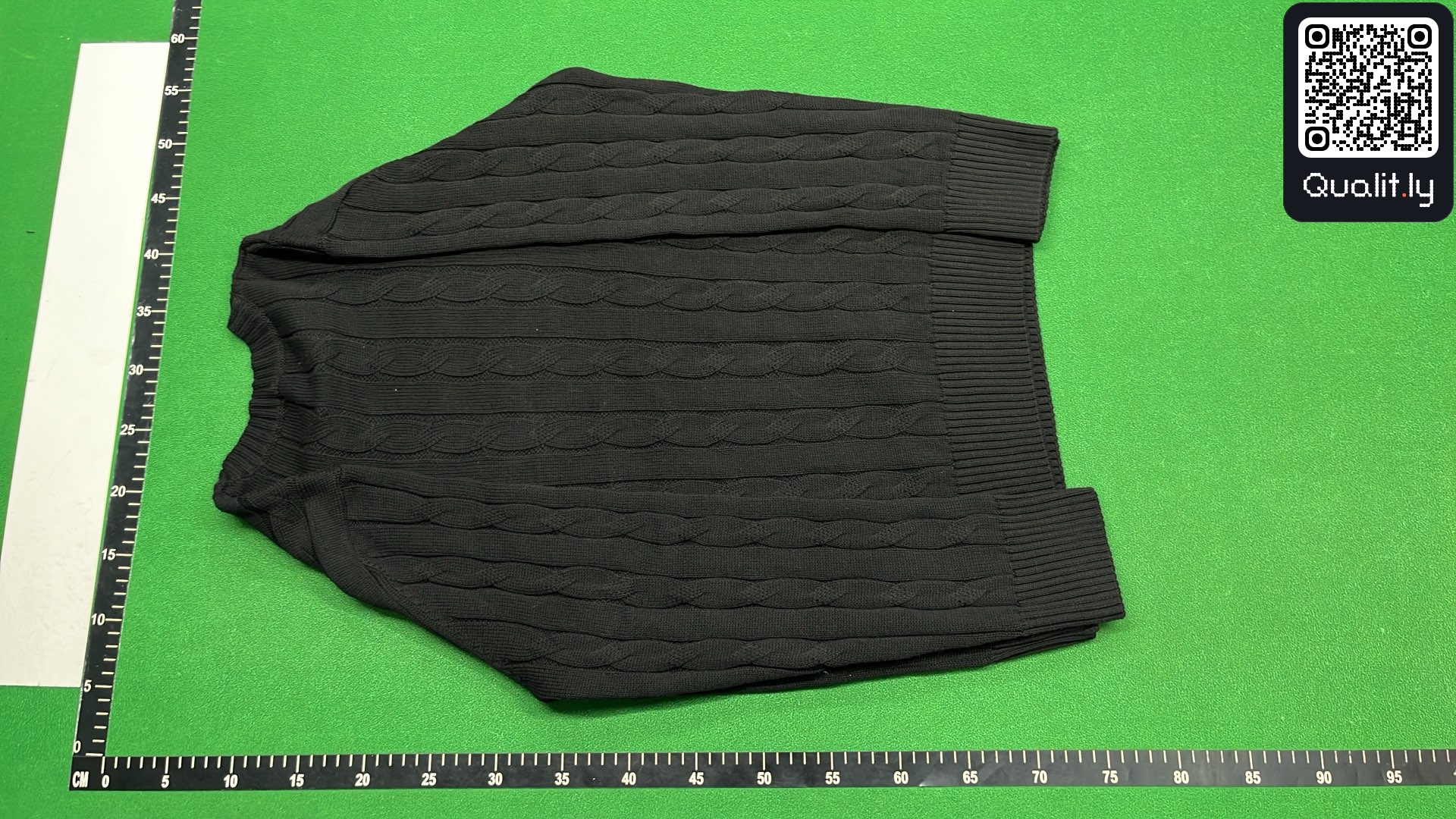 Pull — photo QC 3 sur 4