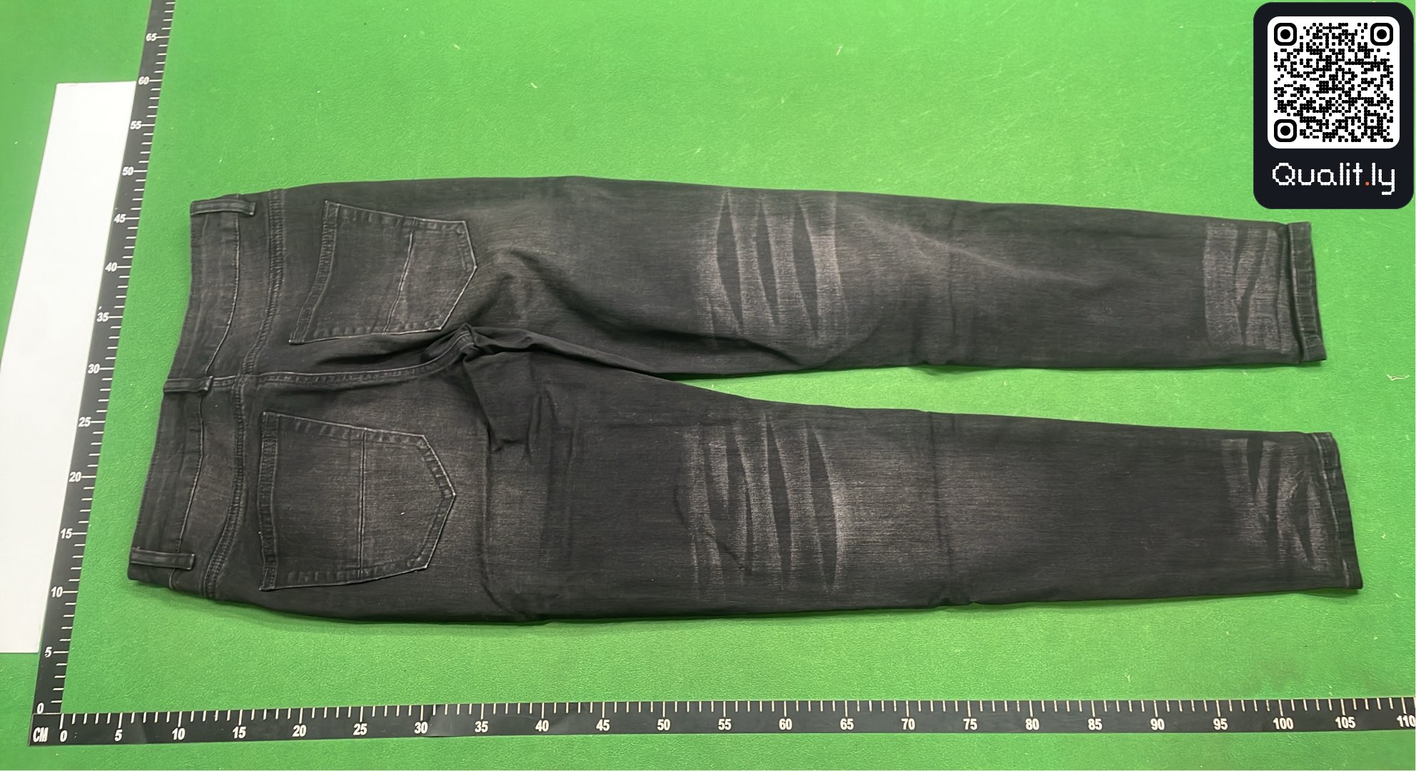 Jeans — QC-foto 3 van 32
