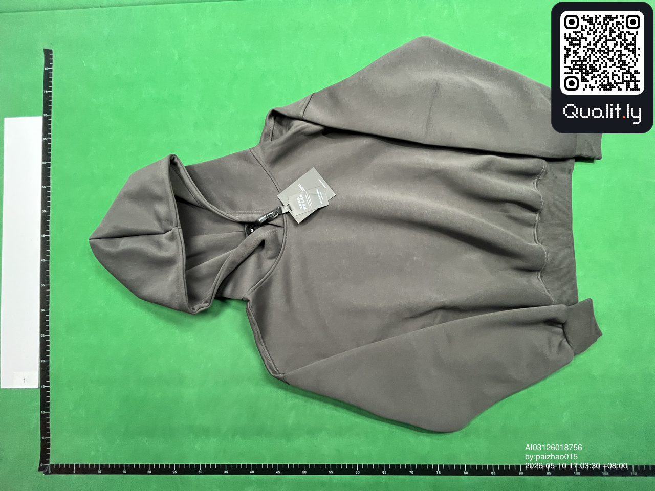 Hoodie — QC-foto 3 av 4