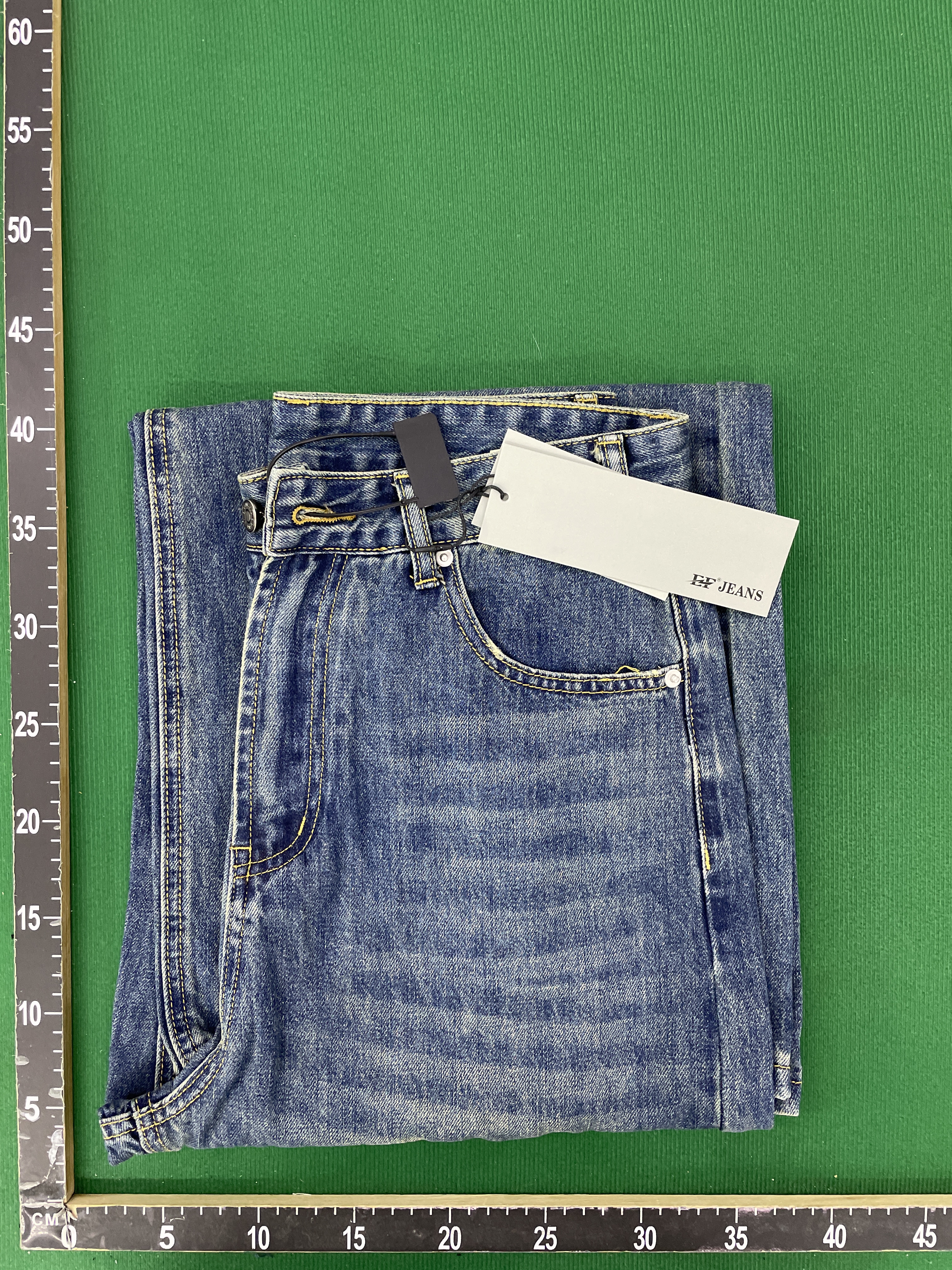 Blugi — fotografie QC 1 din 153