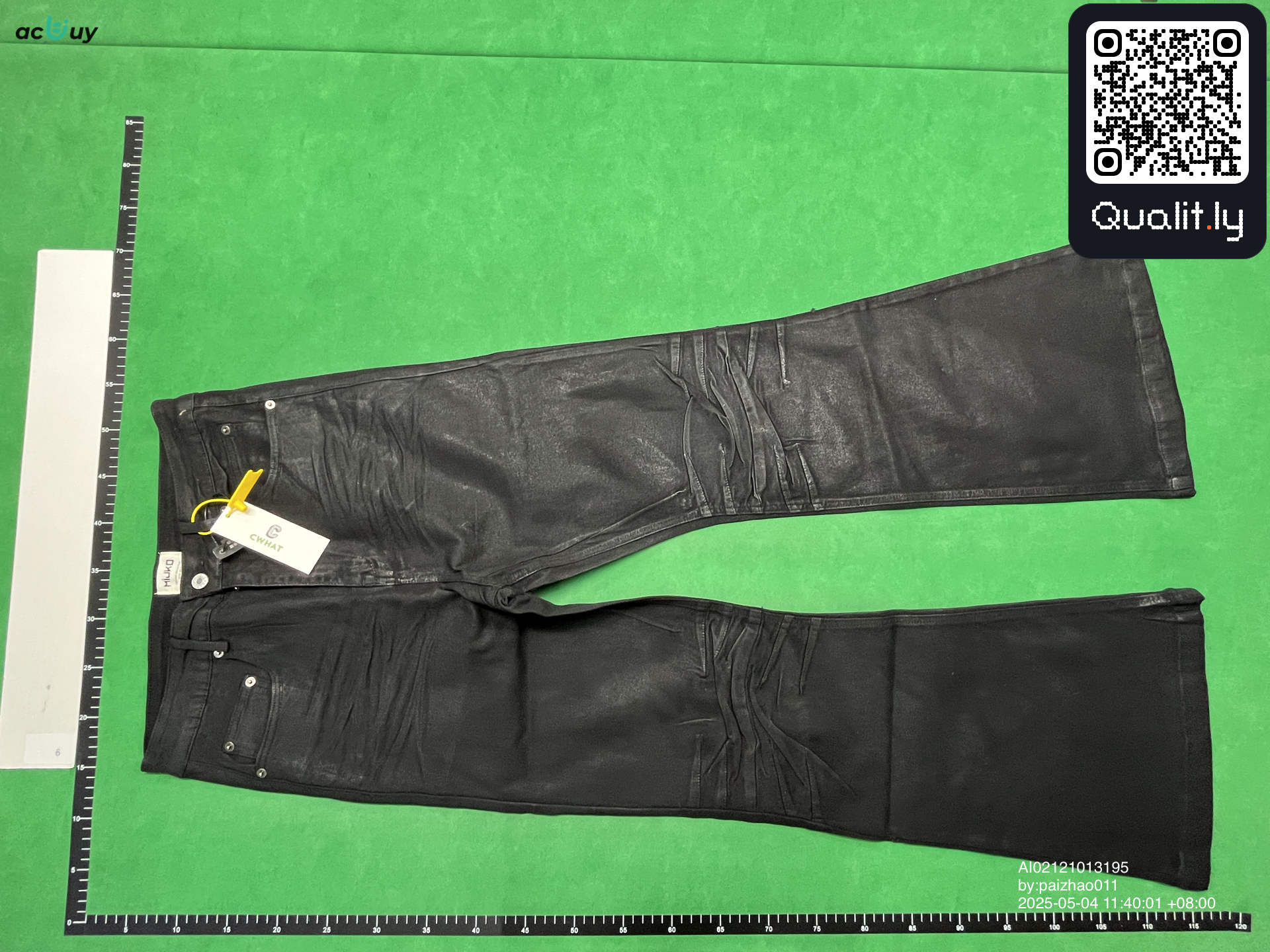 Jeans — QC-foto 3 av 4