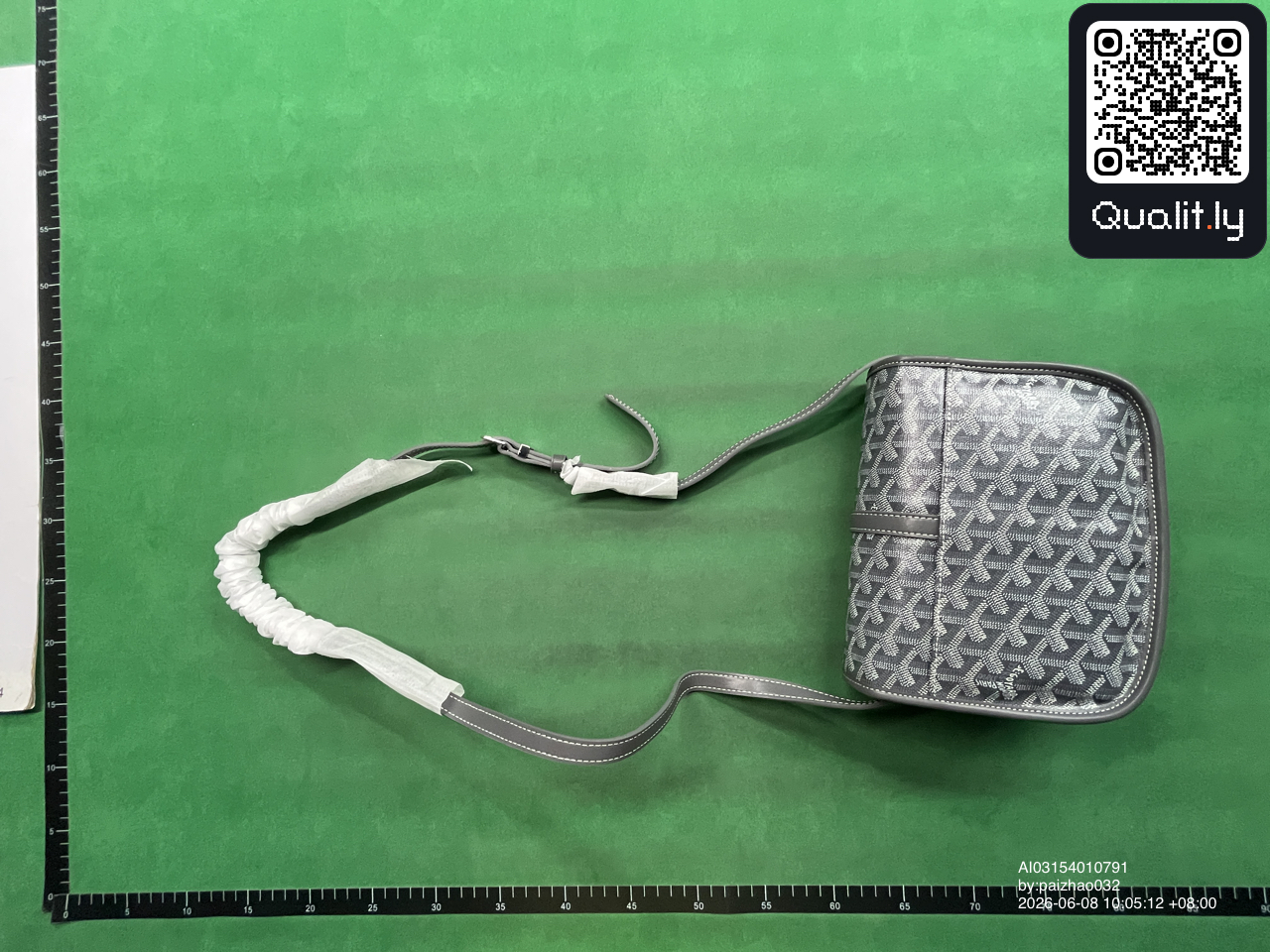 Bag QC photo 2 of 54
