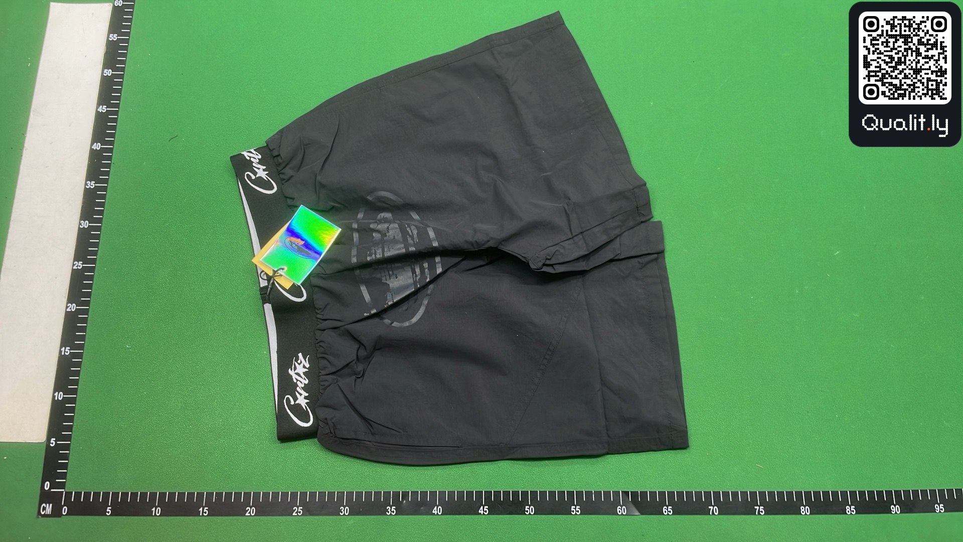 Shorts QC photo 2 of 8