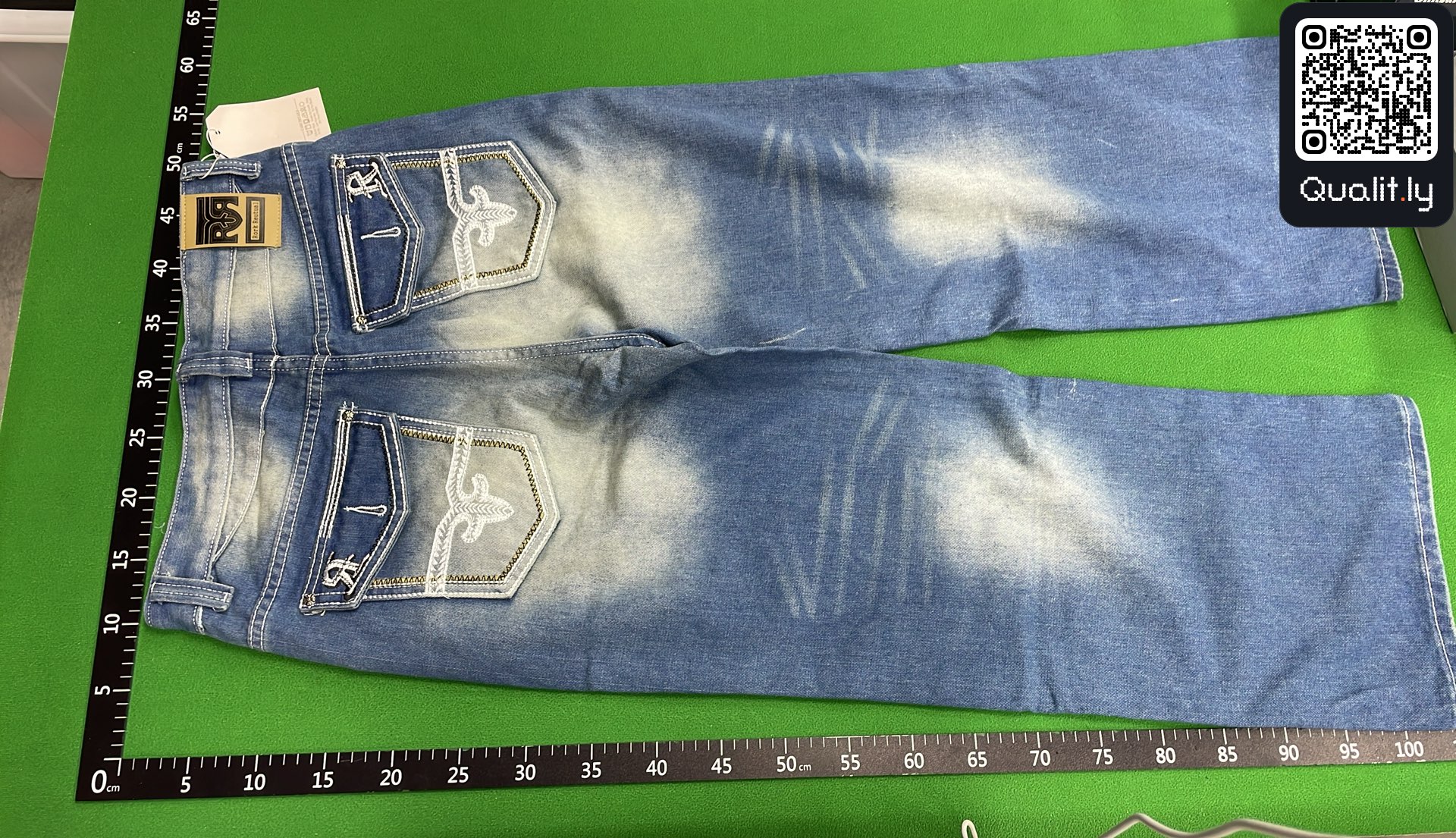 牛仔裤 QC 照片 3 / 4