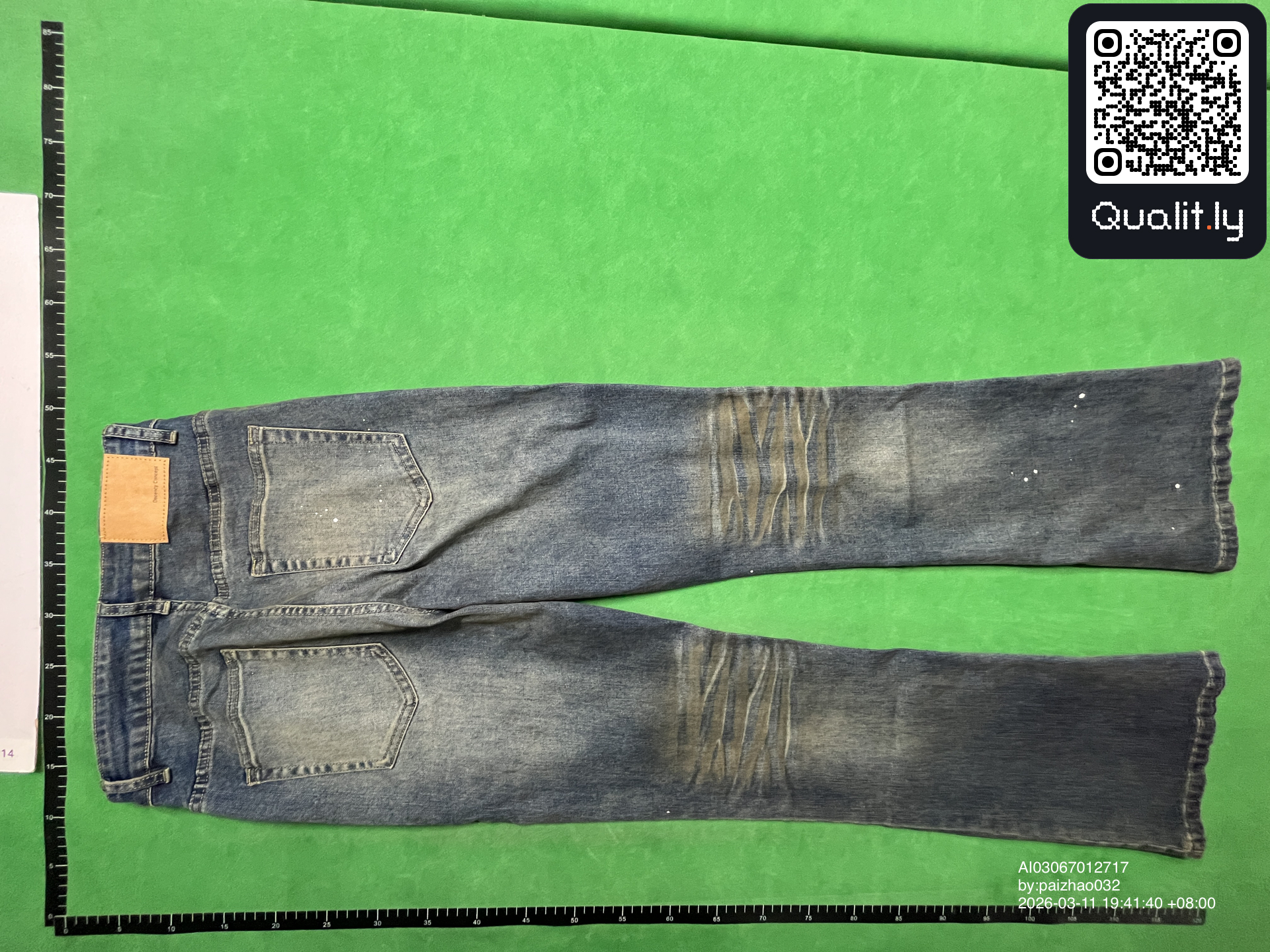 Jeans QC photo 2 of 36