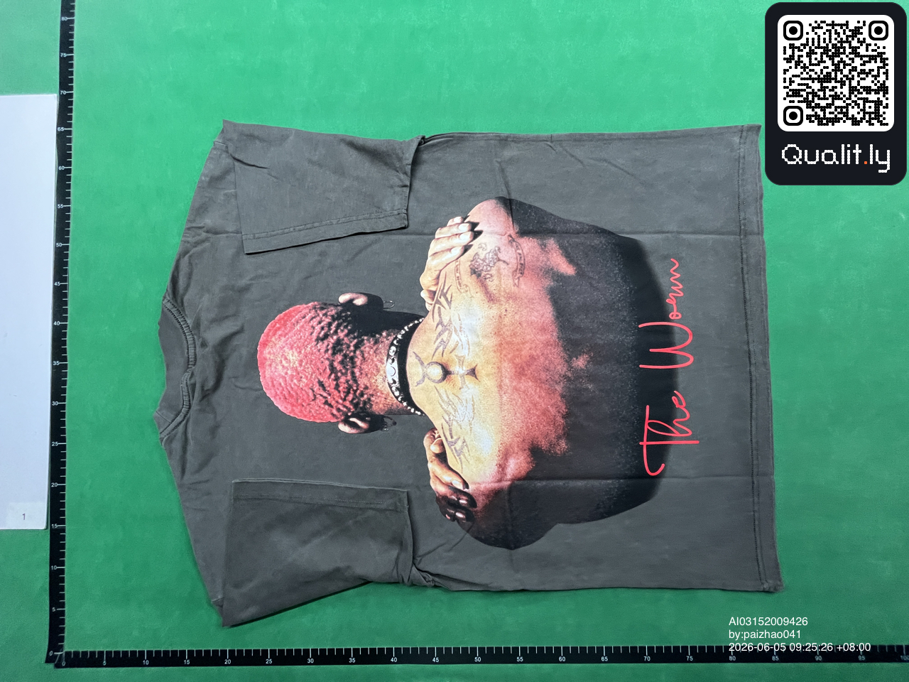 T-shirt — QC-foto 2 av 149