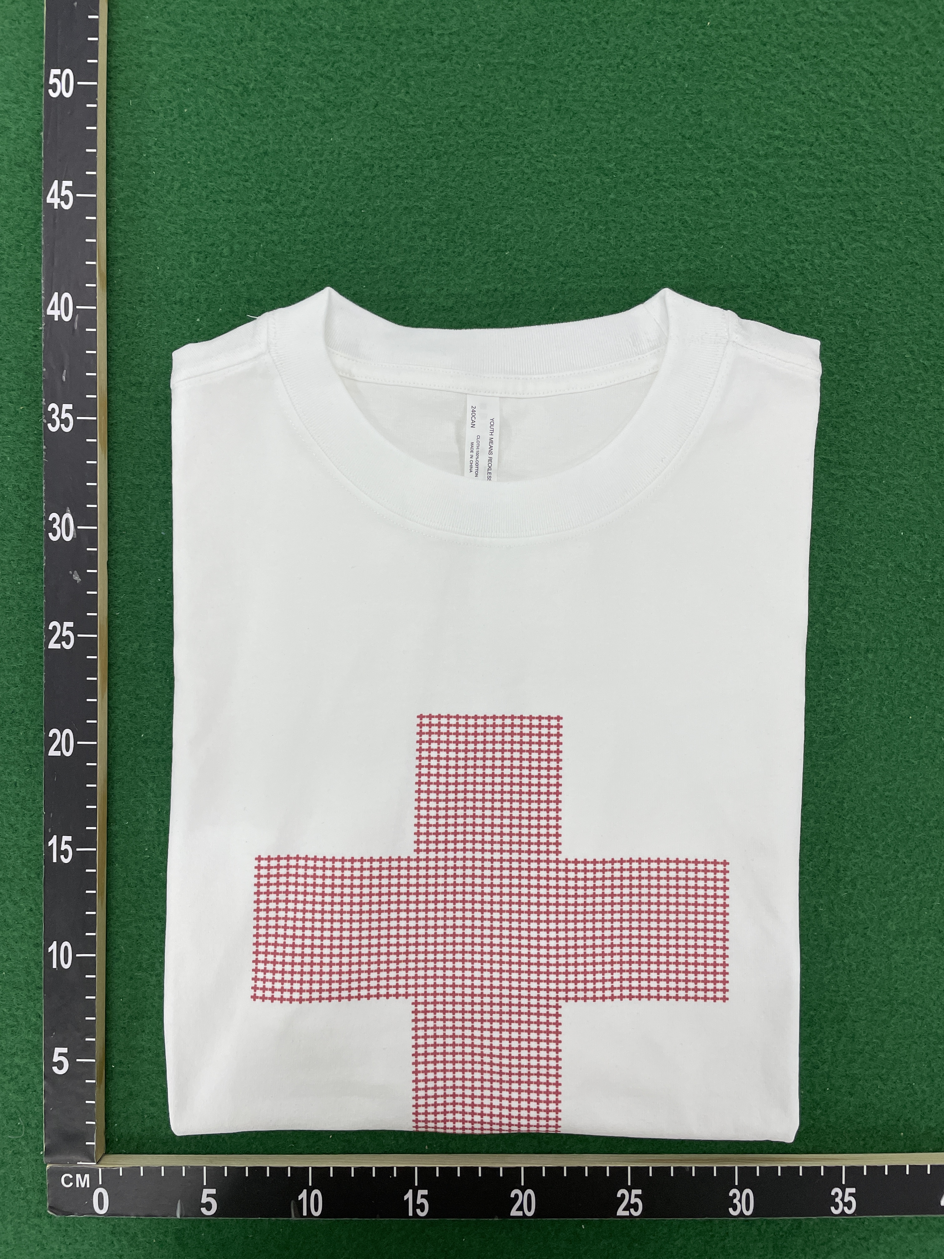 T-shirt — foto QC 1 di 24