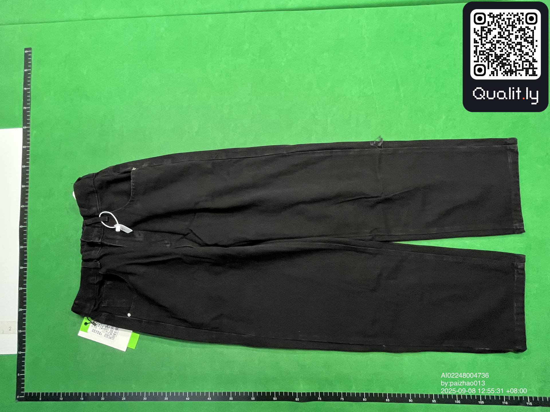 Jeans QC photo 3 of 8