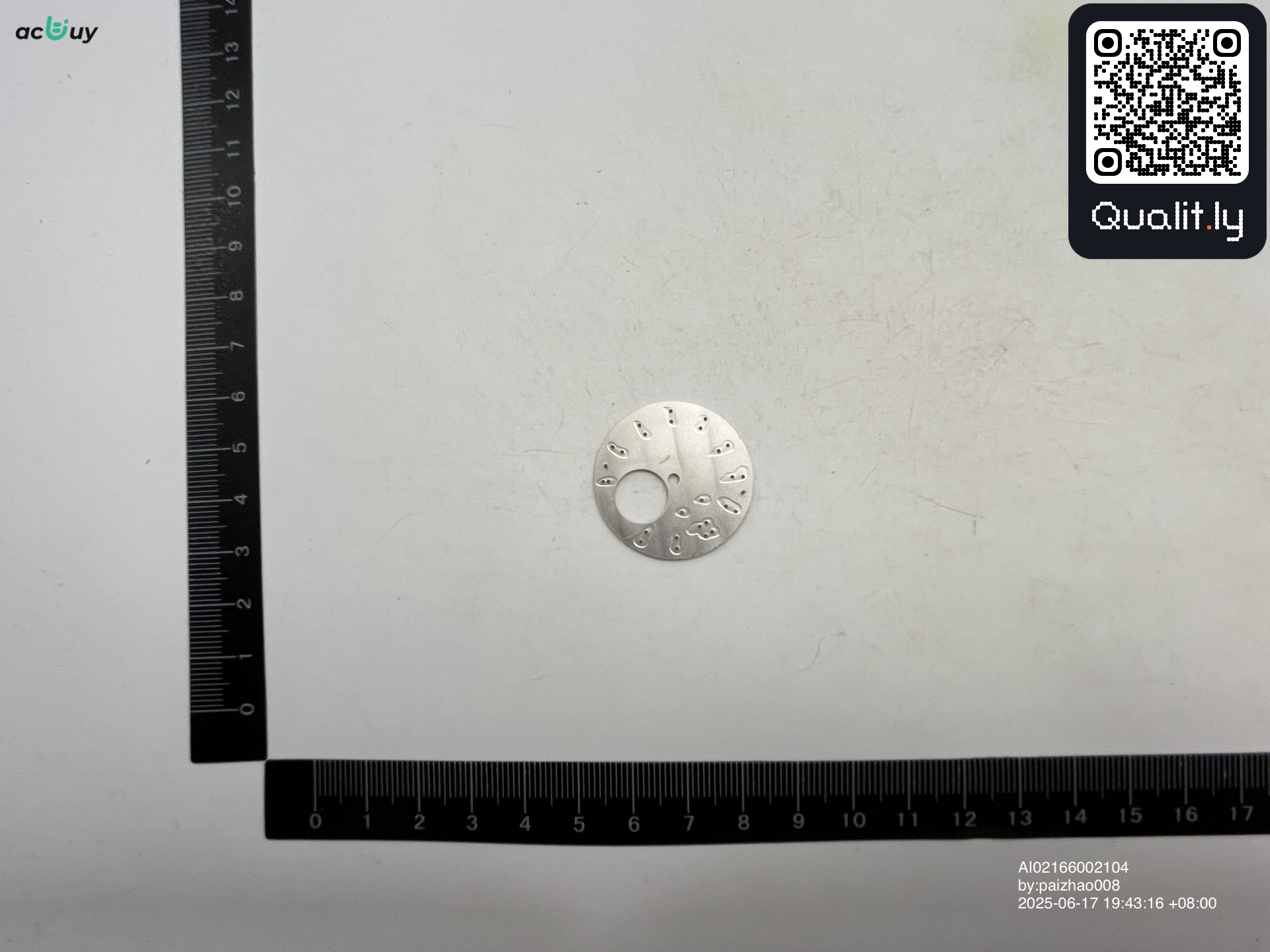 Horloge — QC-foto 2 van 22