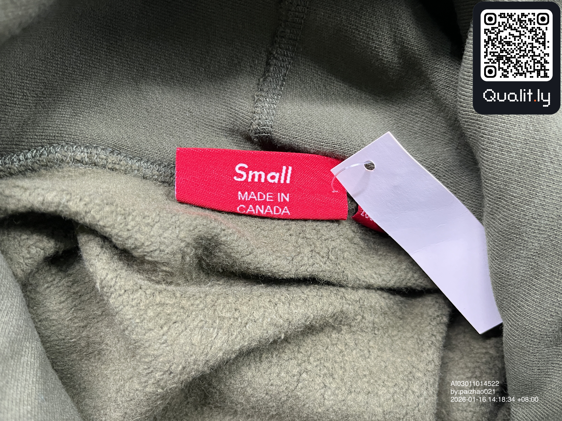 Hoodie — QC-foto 1 av 10