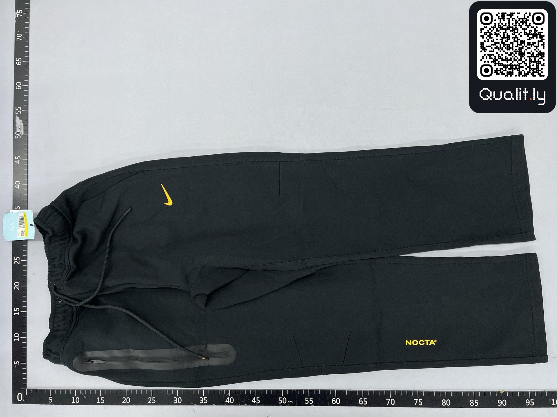 Foto QC 3 di 85