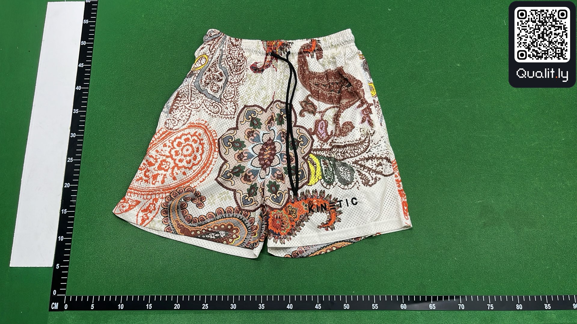 Shorts QC photo 2 of 86