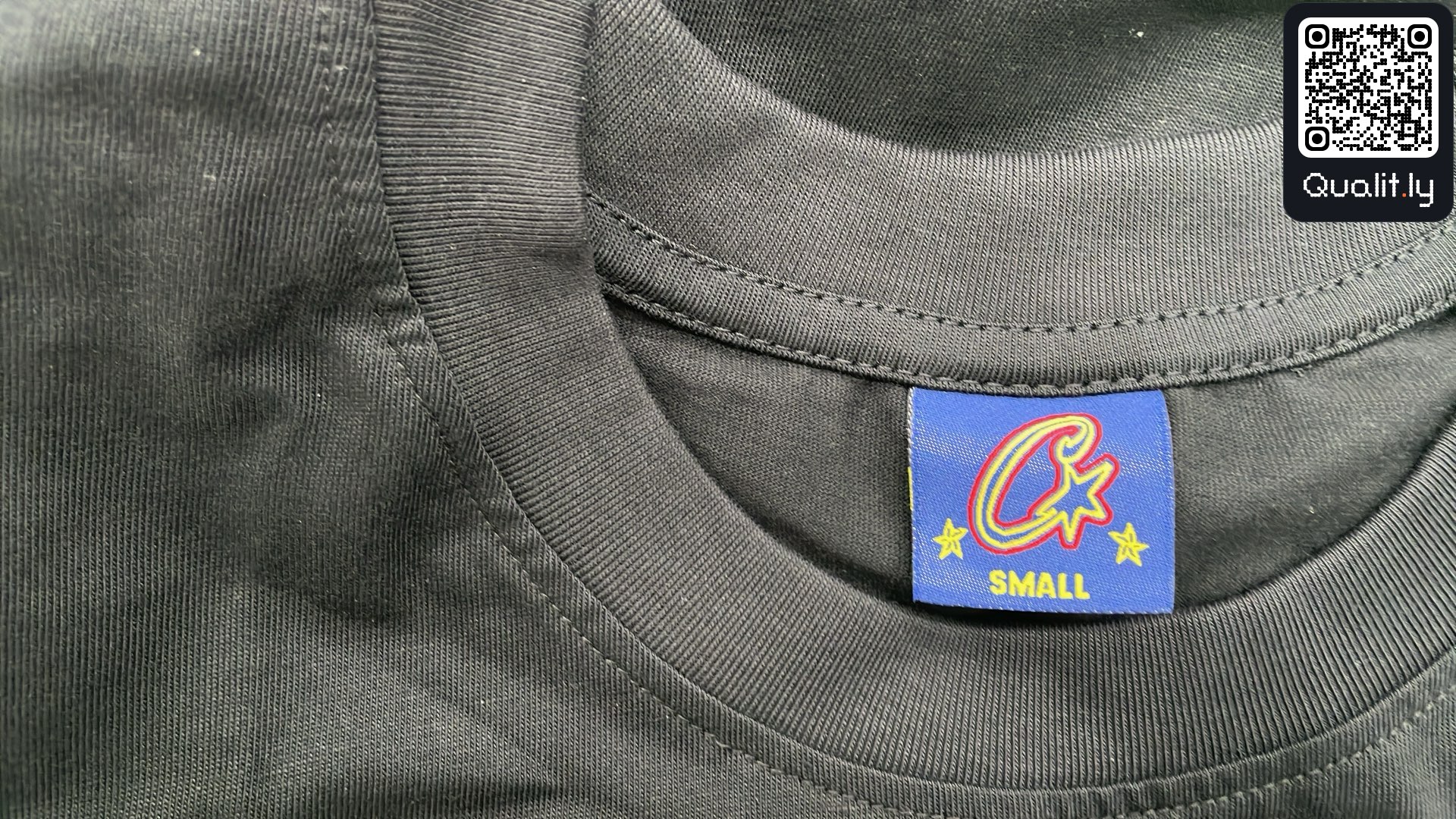 T-shirt — photo QC 1 sur 12
