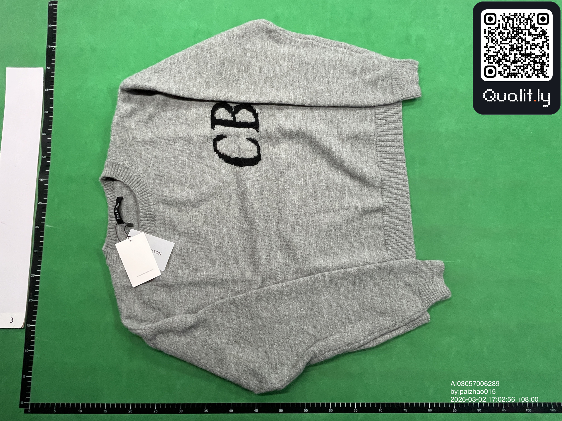 Sweter — zdjęcie QC 3 z 4