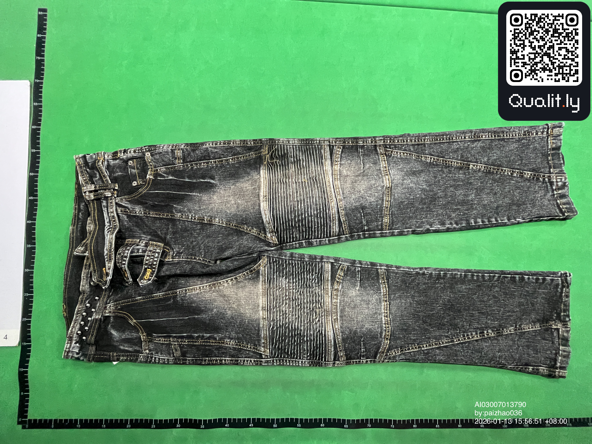 Jeans — QC-foto 3 av 8