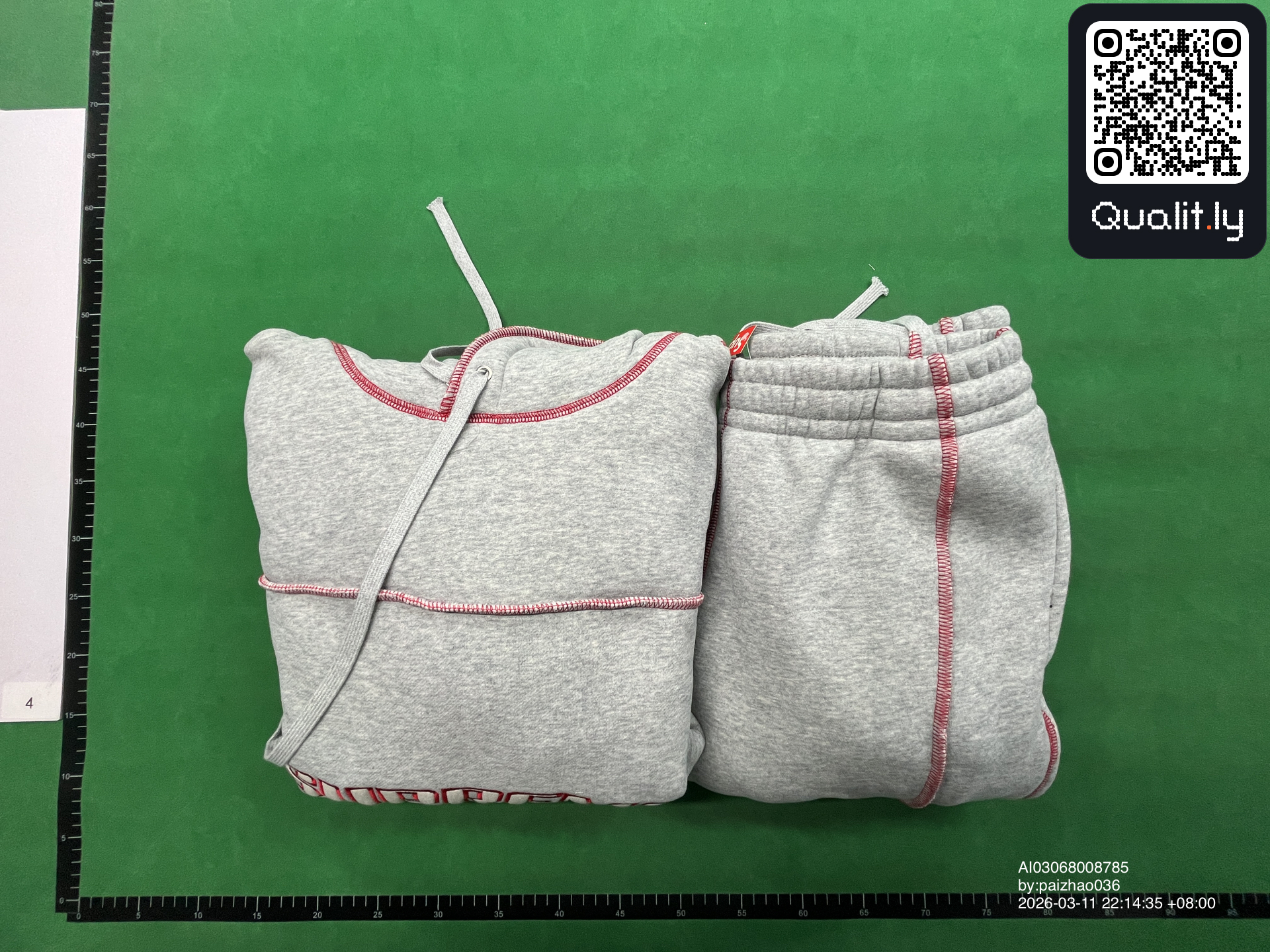 运动套装 QC 照片 1 / 62