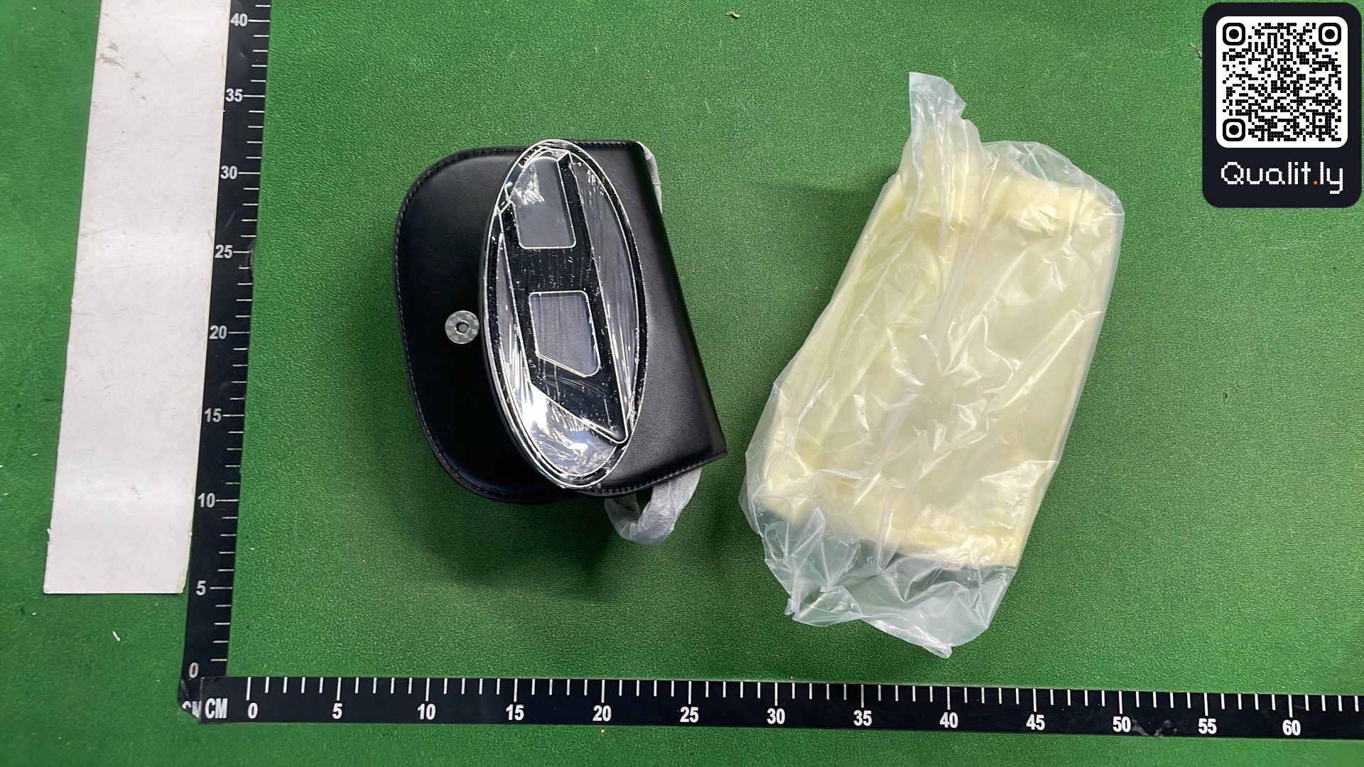 Bag QC photo 3 of 50