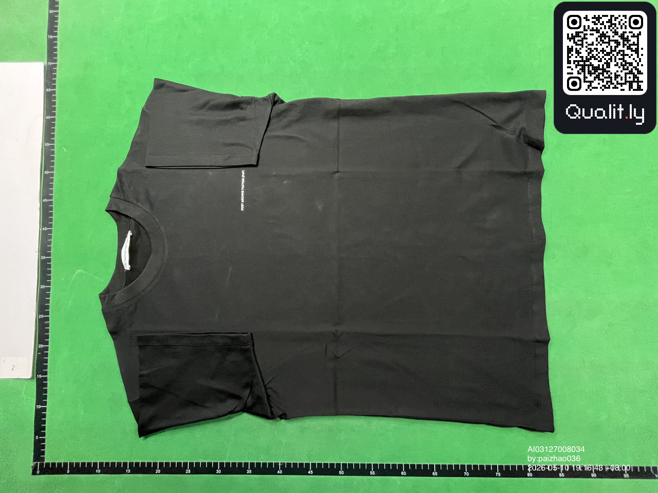 T-shirt — foto QC 3 di 8