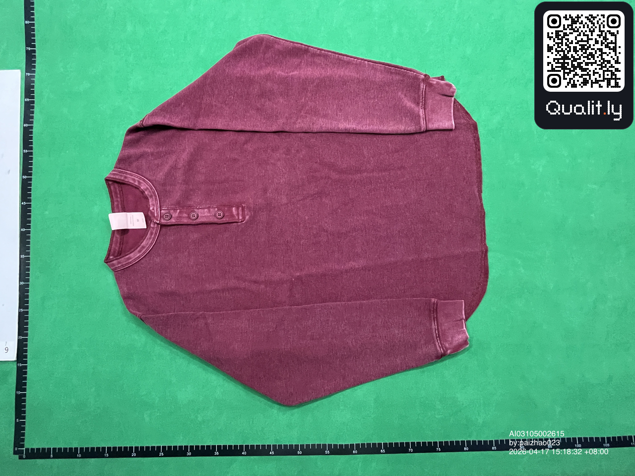 T-Shirt — QC-Foto 3 von 10