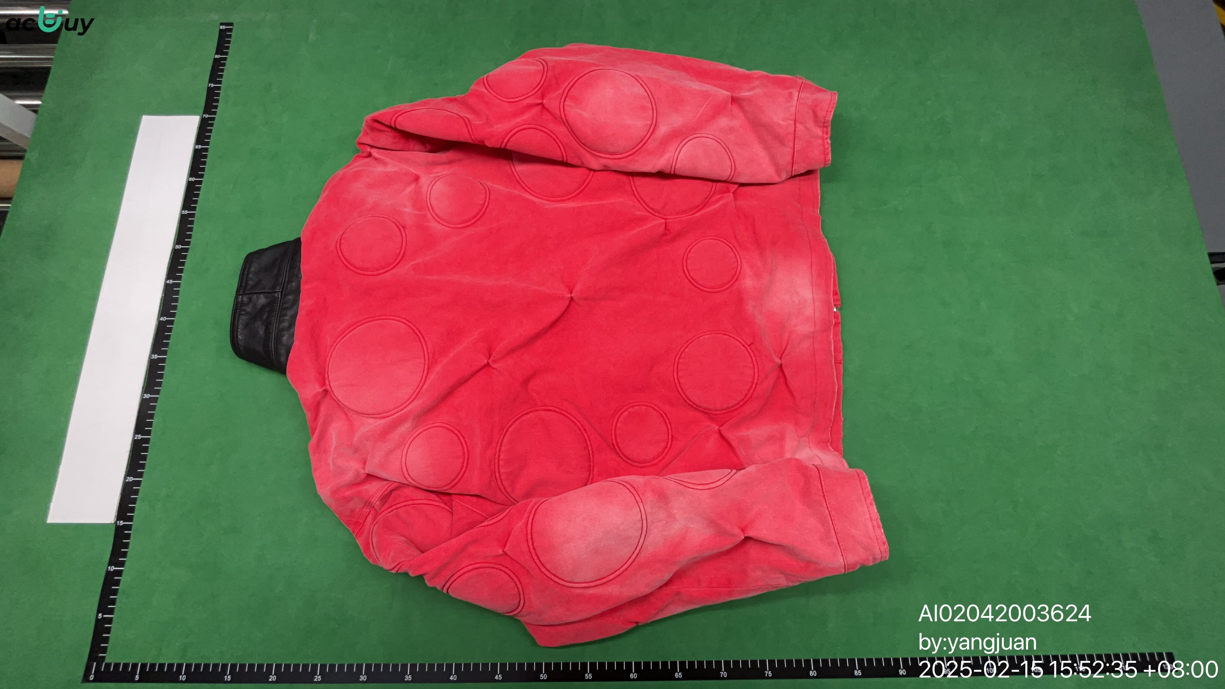 夹克 QC 照片 2 / 4