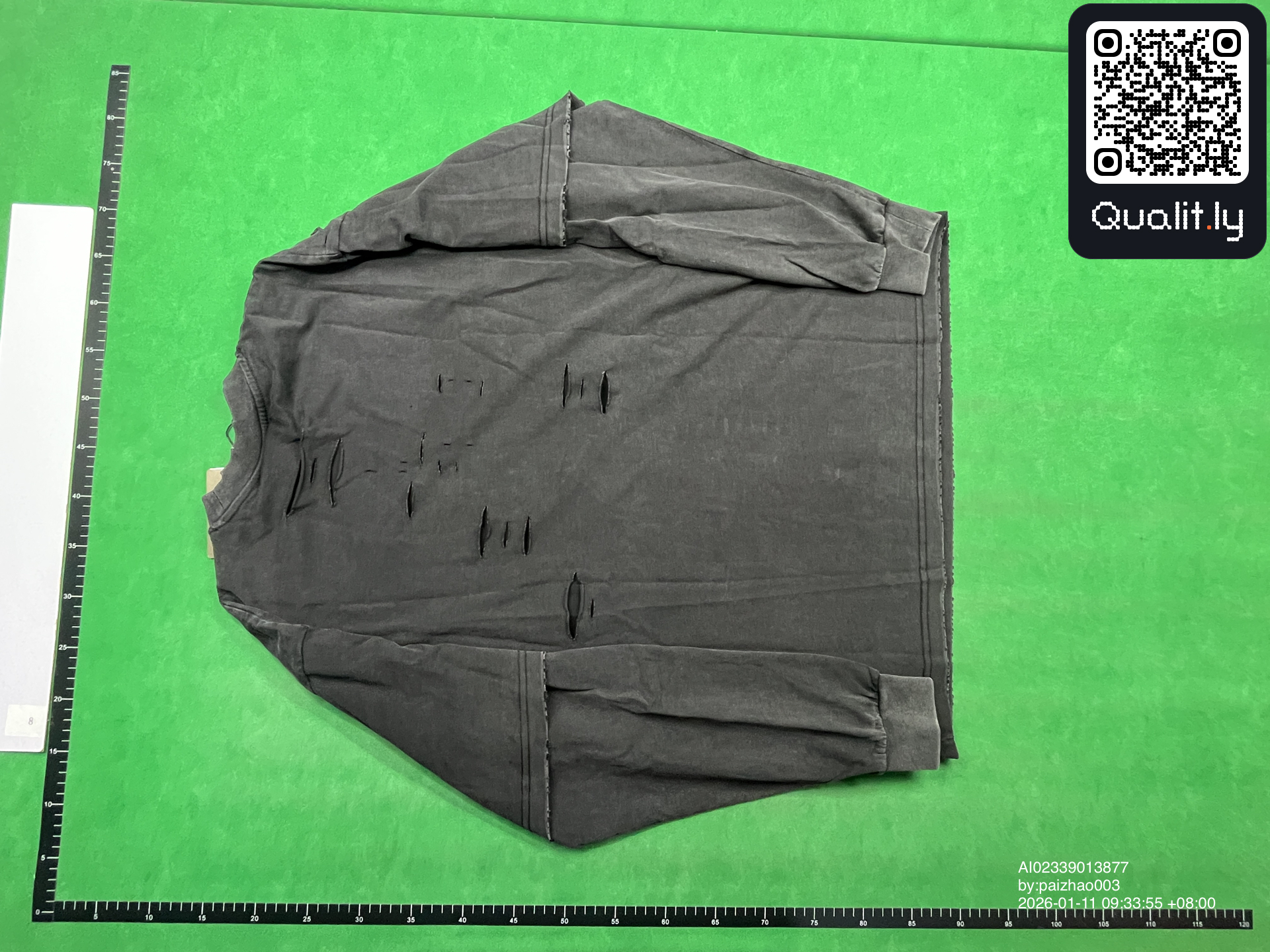 Camiseta — foto QC 2 de 4