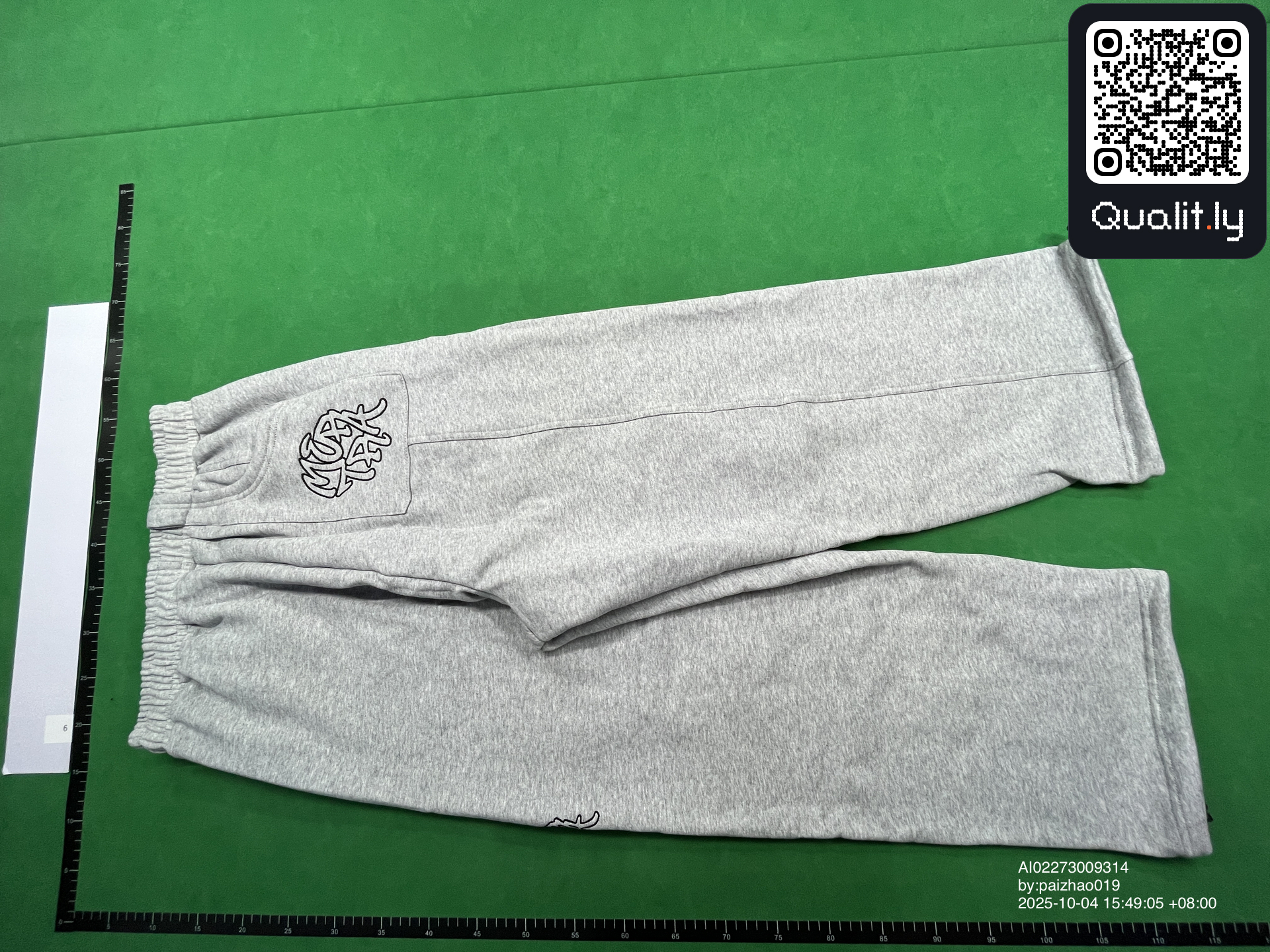 Pull — photo QC 2 sur 8