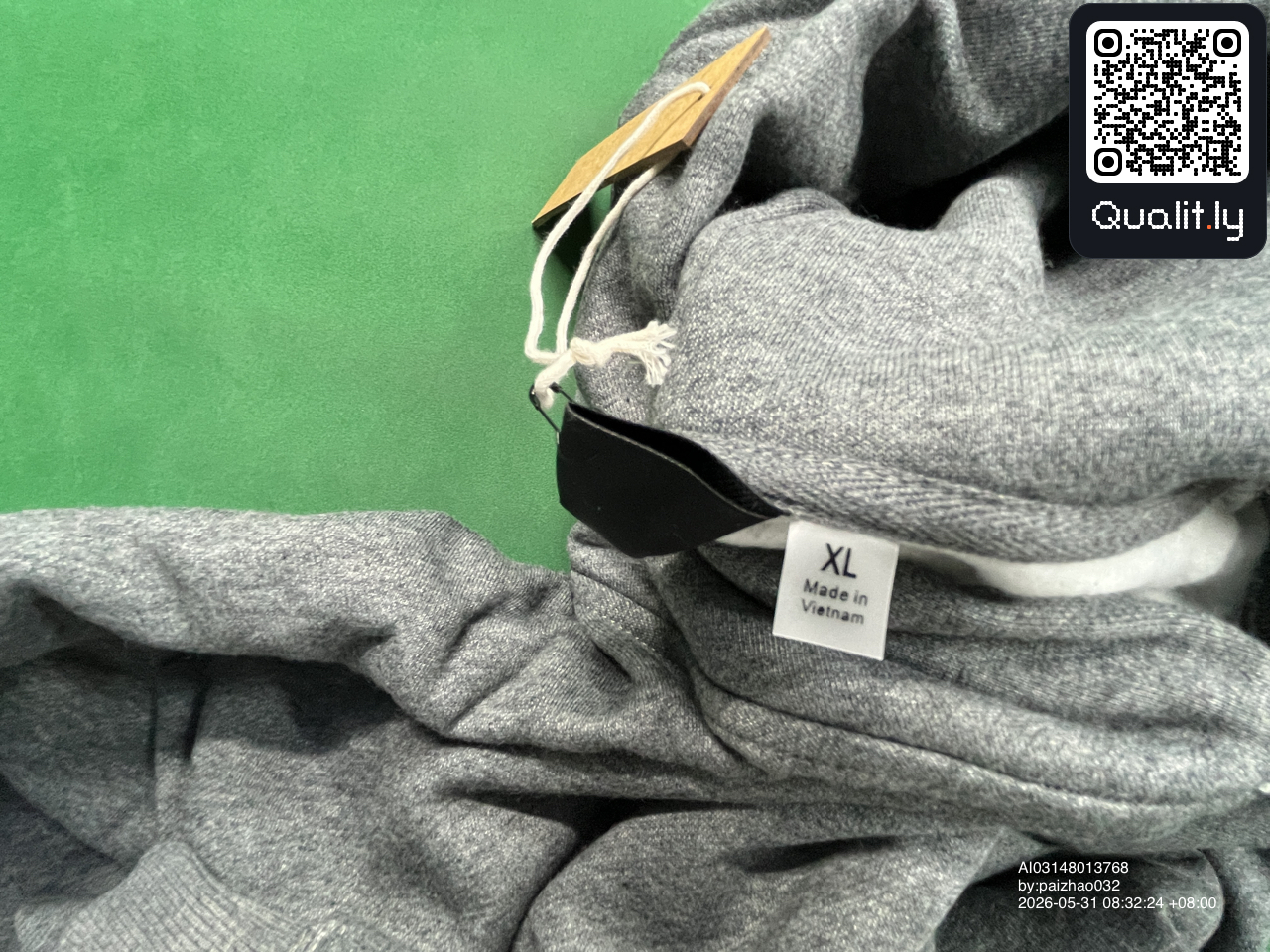 T-shirt — QC-foto 2 av 90