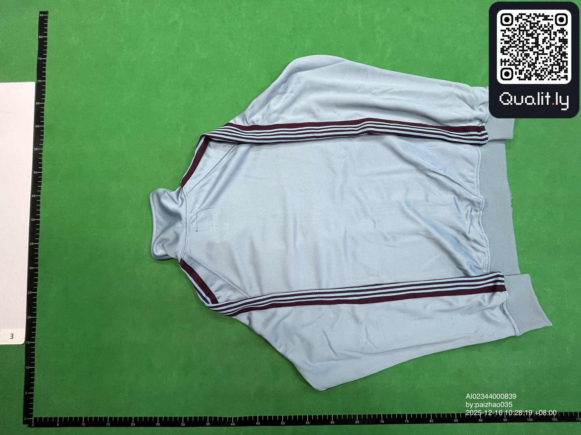 夹克 QC 照片 1 / 10