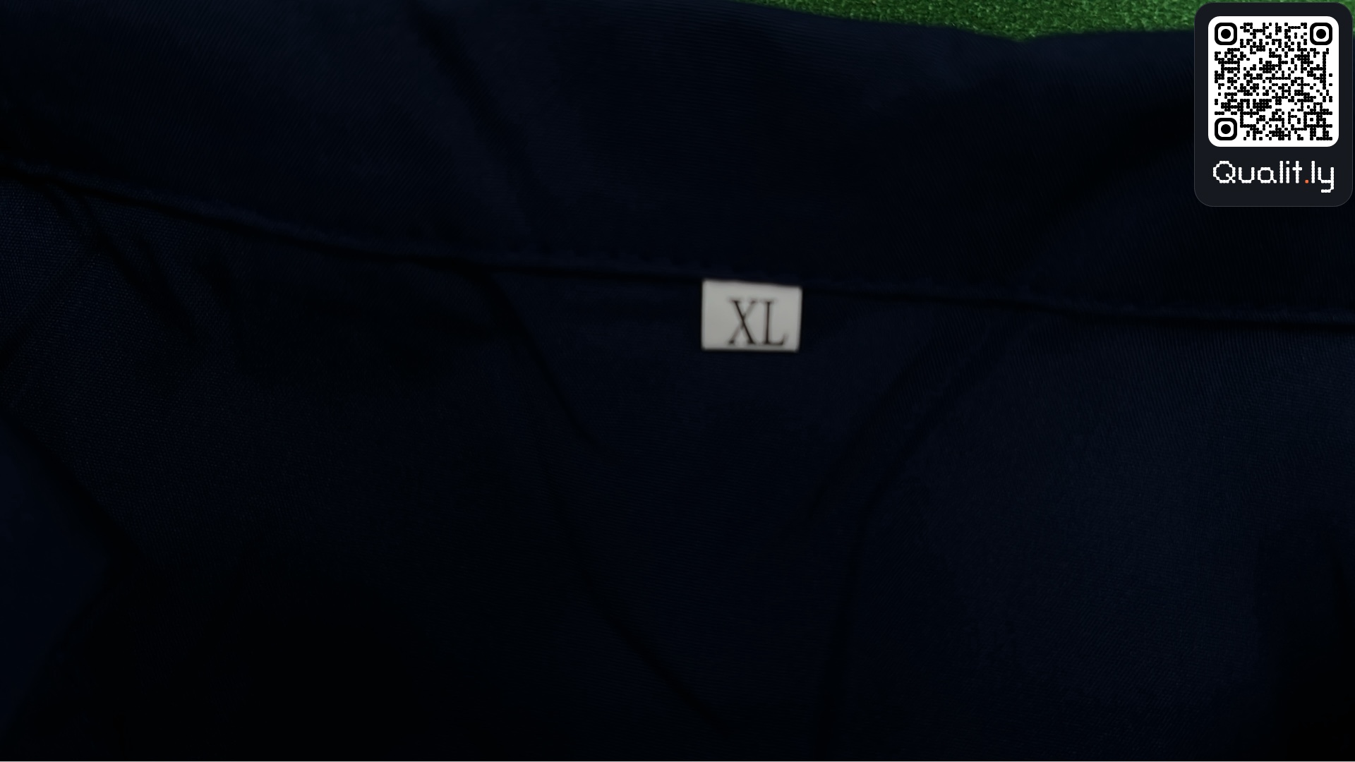 Chemise — photo QC 1 sur 4