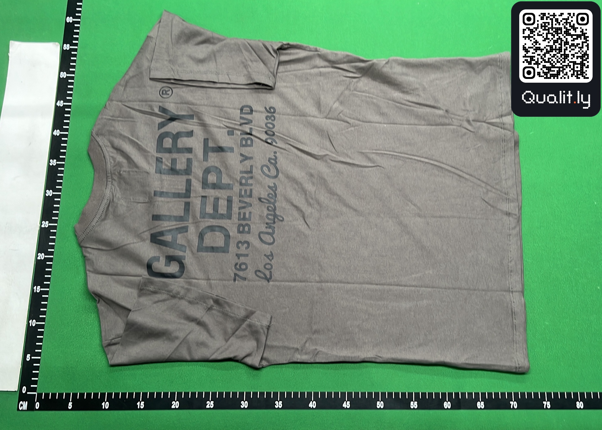 T-shirt — foto QC 3 di 32