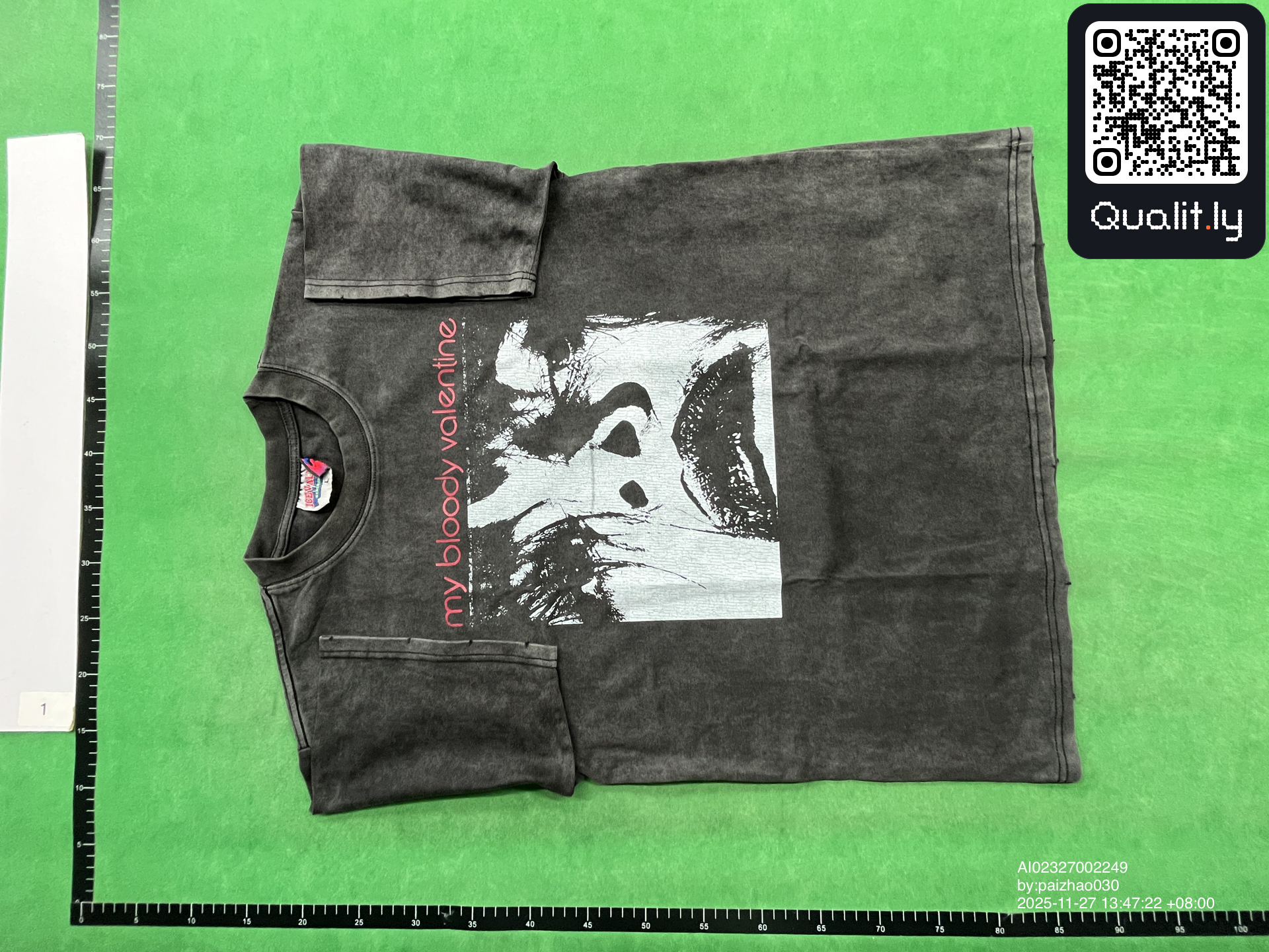 T-shirt QC photo 3 of 32