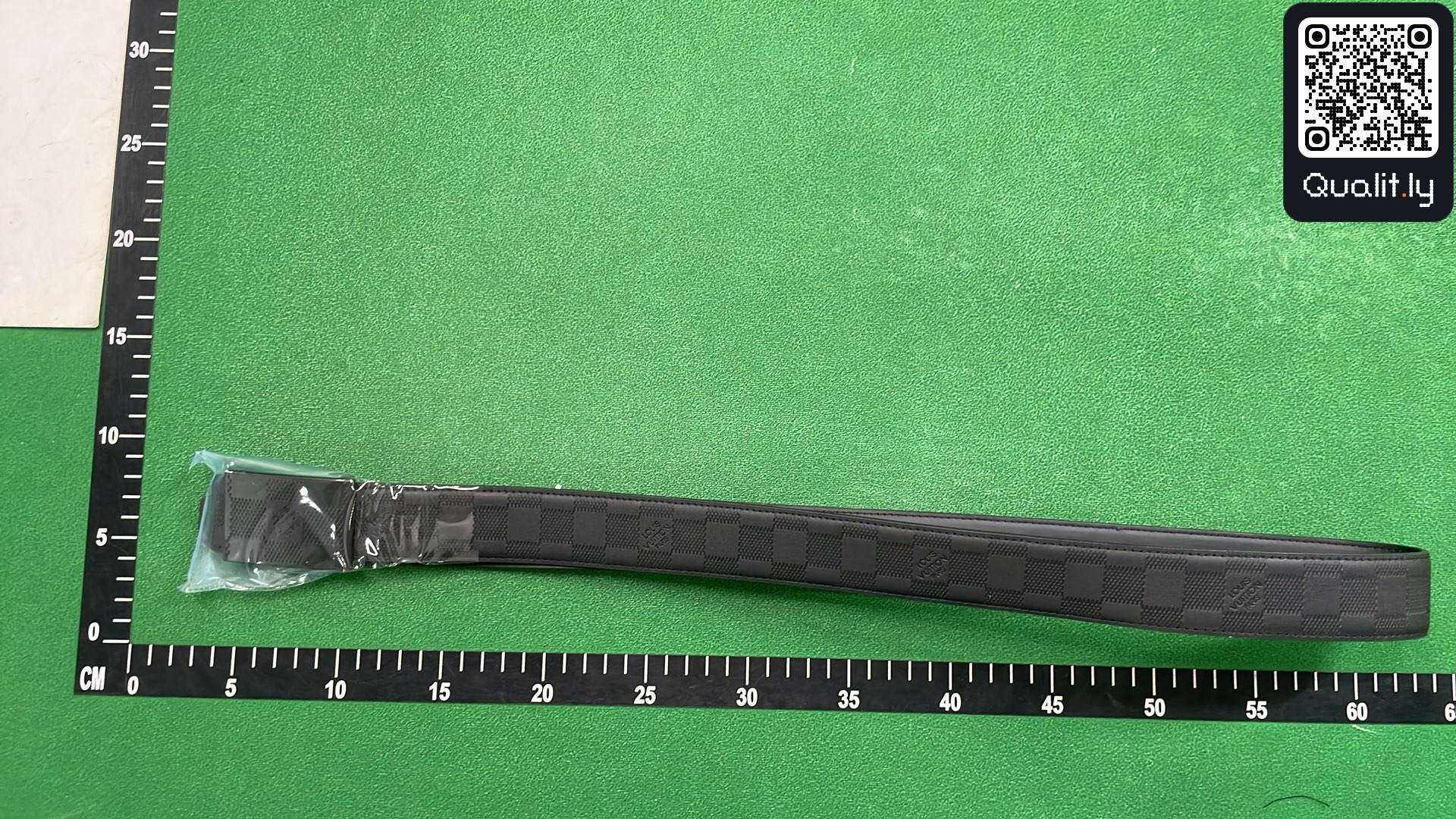 Foto QC 1 di 3