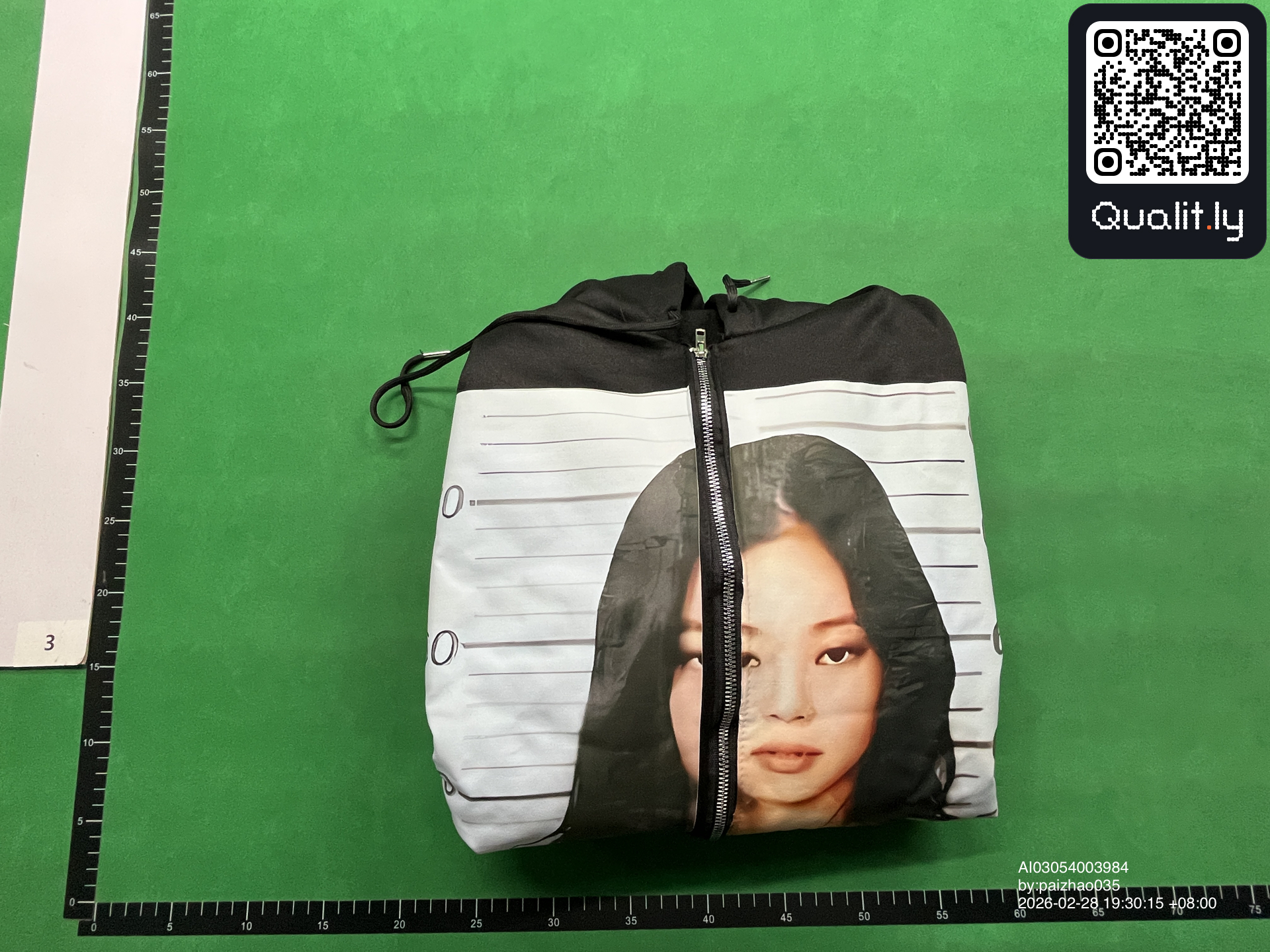 Hoodie QC photo 1 of 4