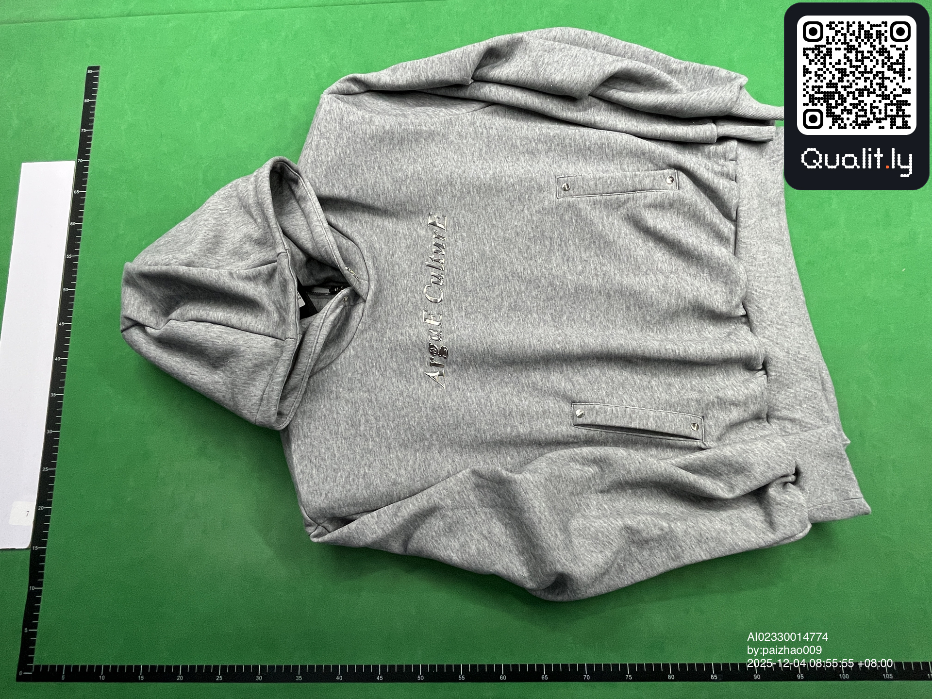 Hoodie — QC-foto 3 av 4