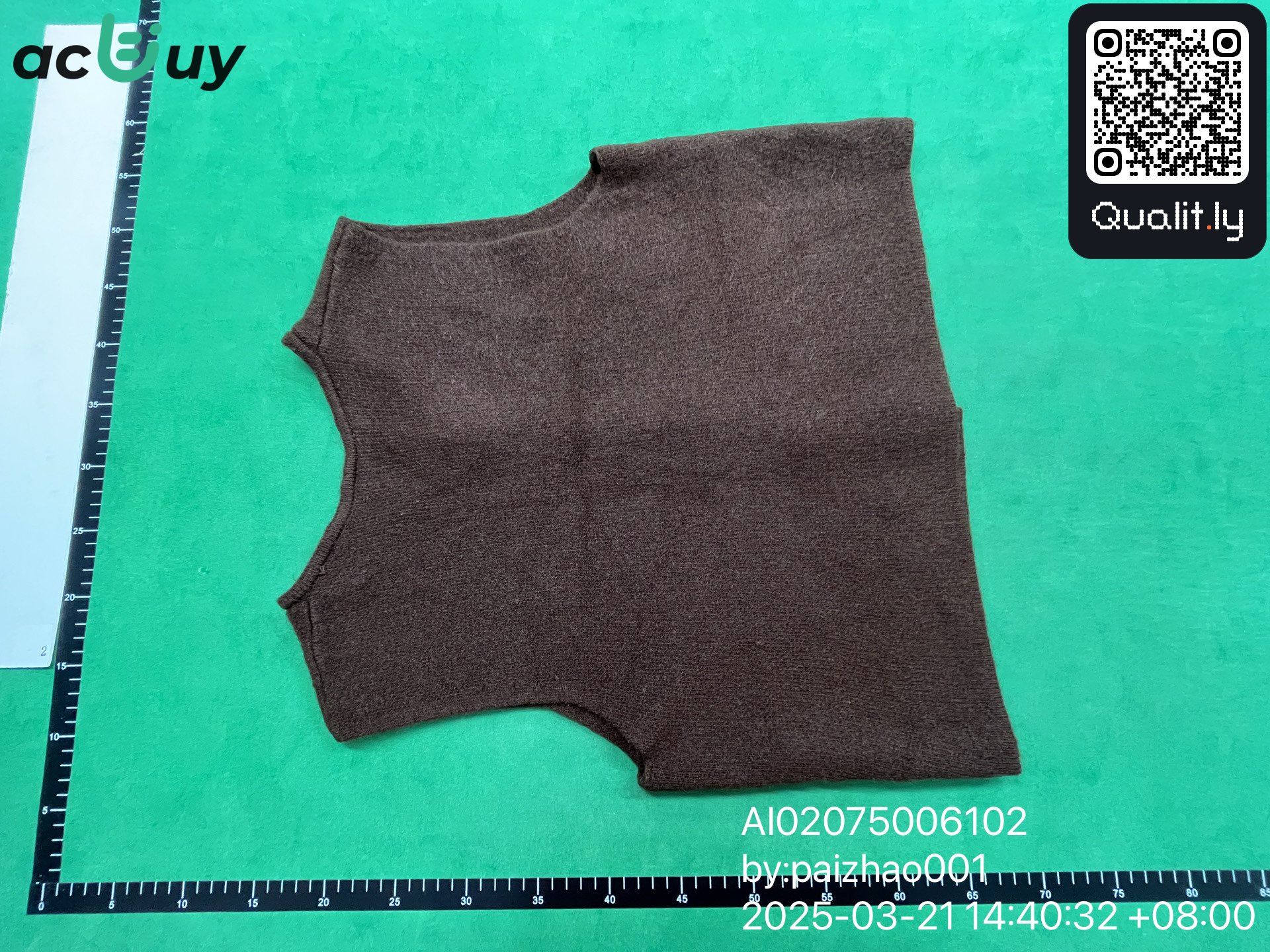 Sweater QC photo 2 of 3