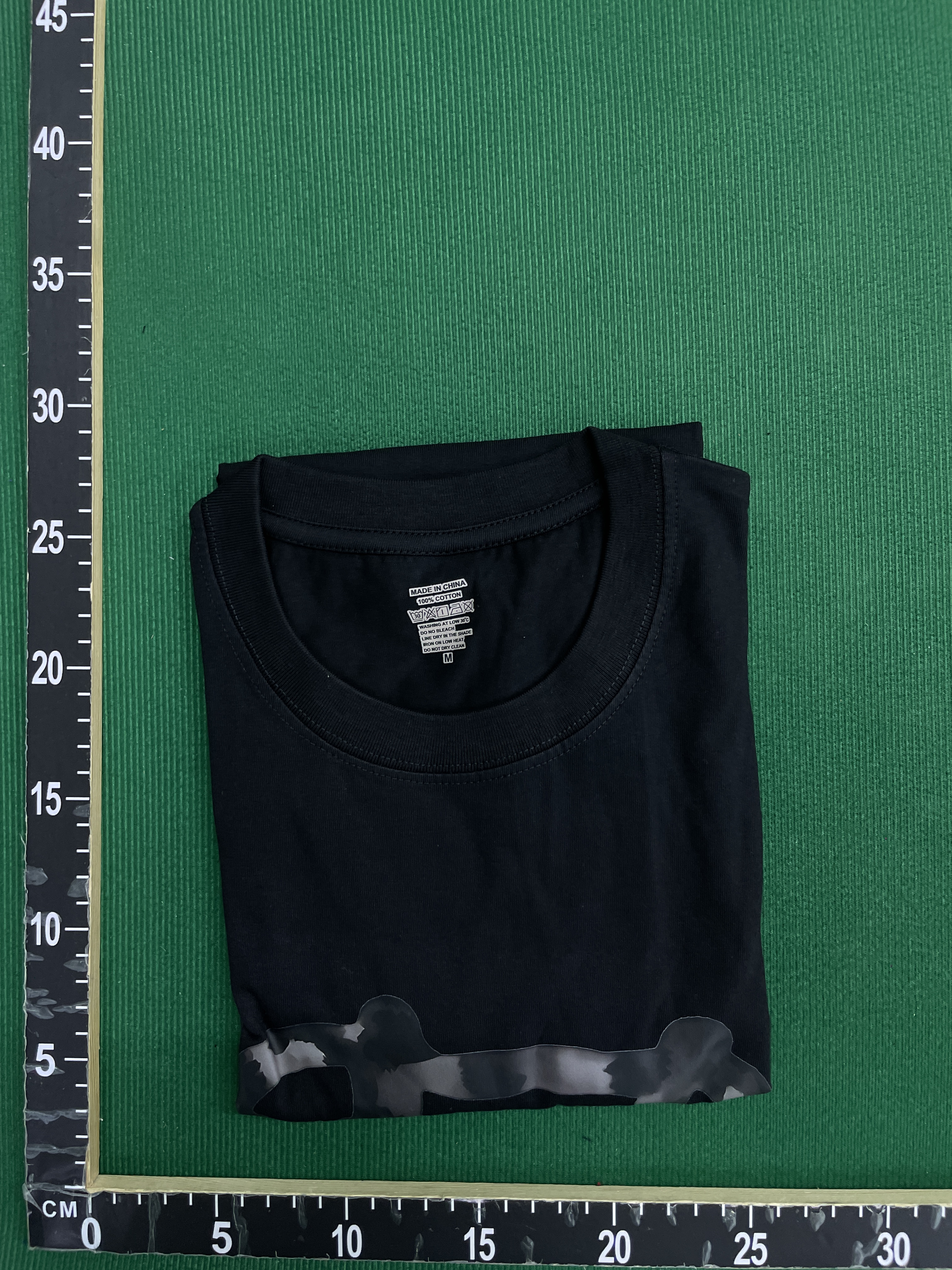 T-shirt — foto QC 1 di 37