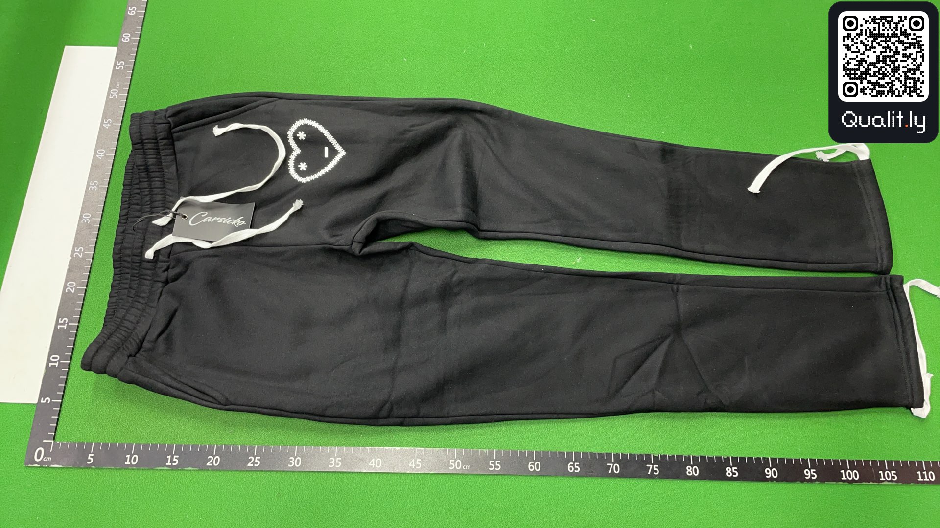 Pants QC photo 2 of 92
