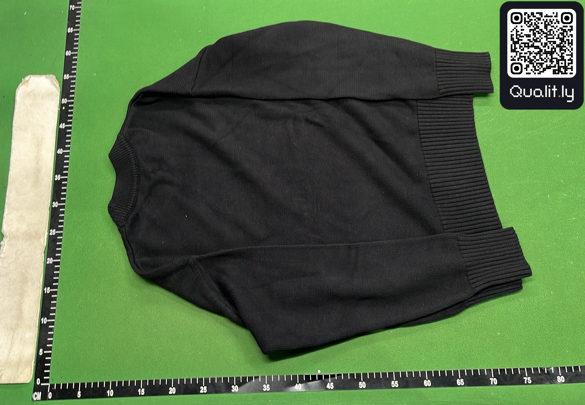 Sweater QC photo 3 of 72