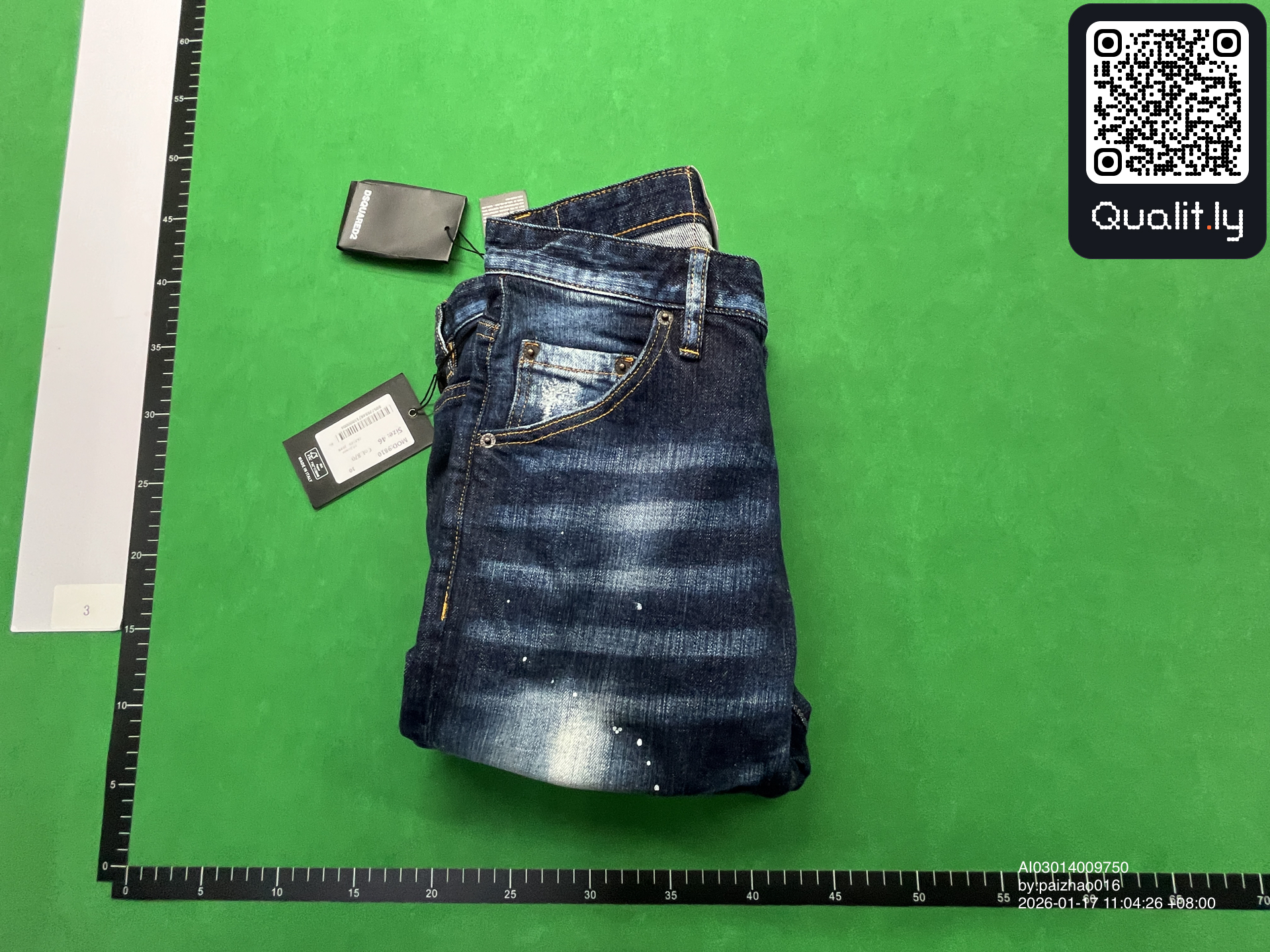 Jeans QC photo 1 of 30
