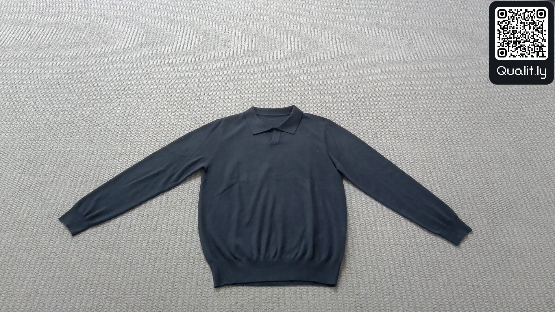 Sweater QC photo 1 of 5