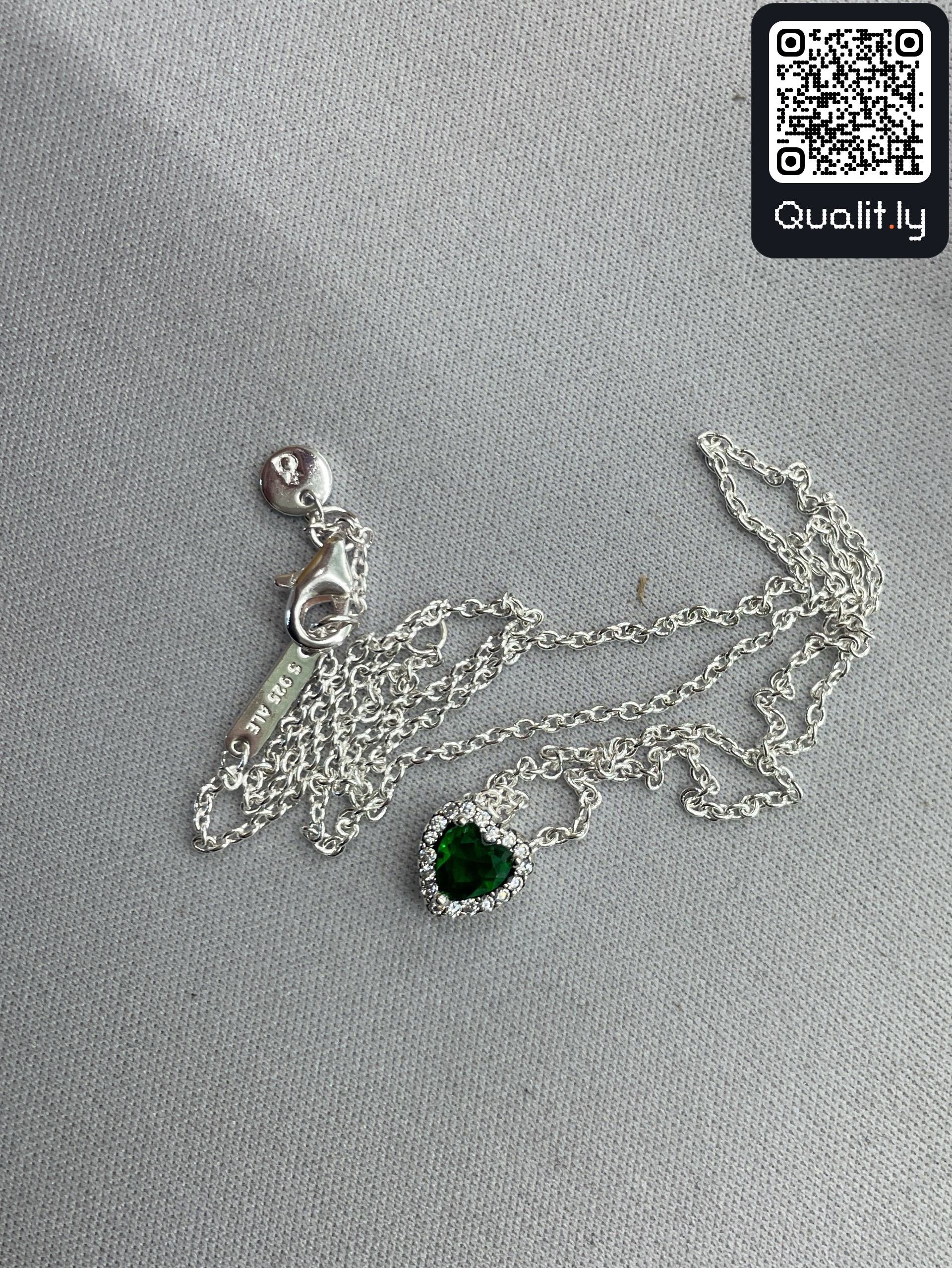 Schmuck — QC-Foto 3 von 12