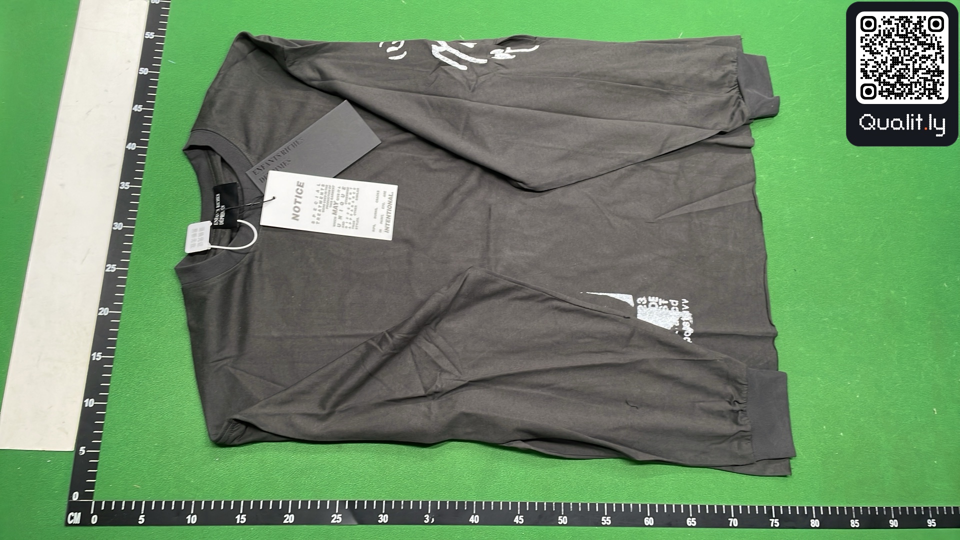 T-shirt — photo QC 2 sur 14