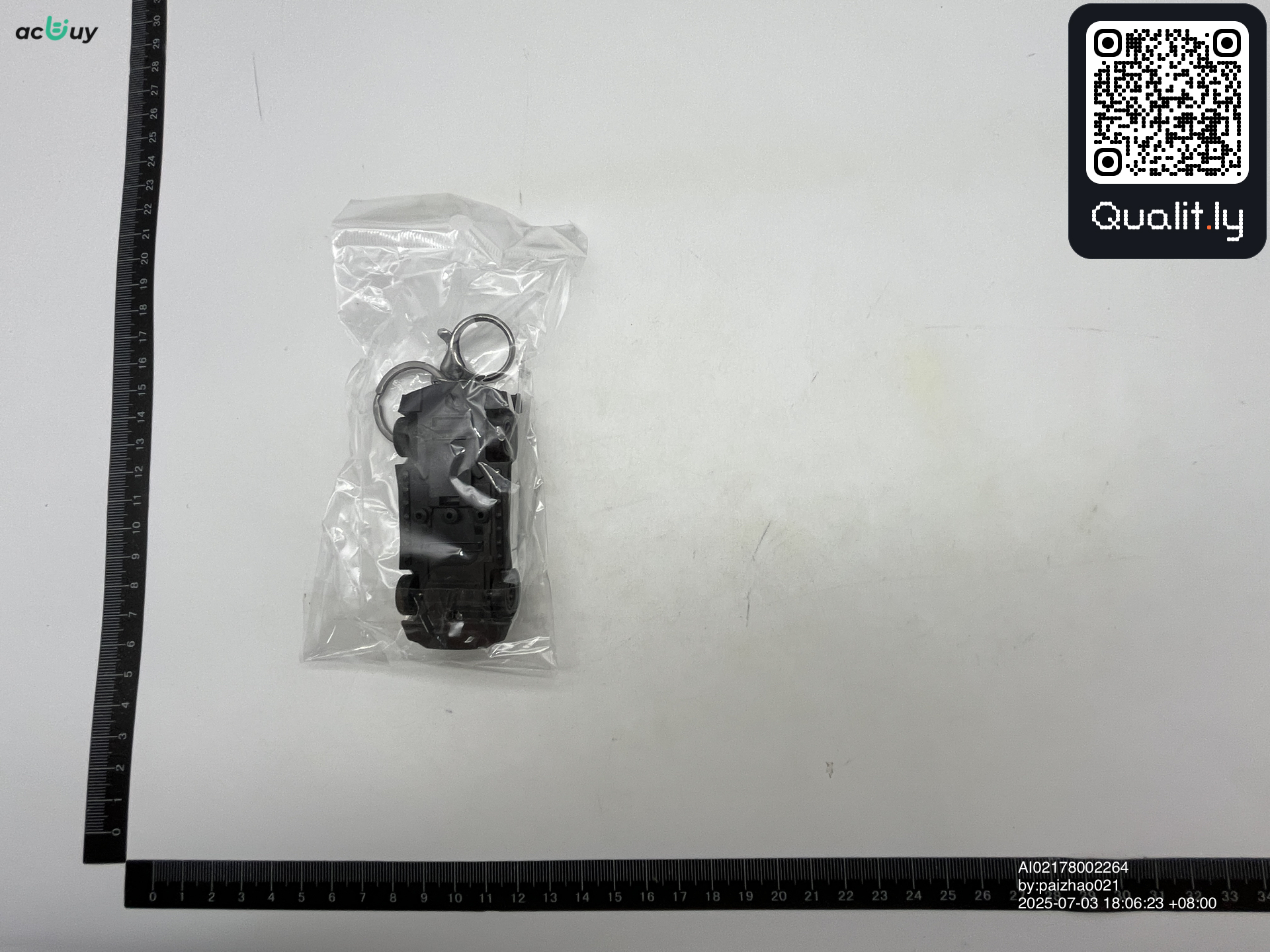 Borsa — foto QC 2 di 3
