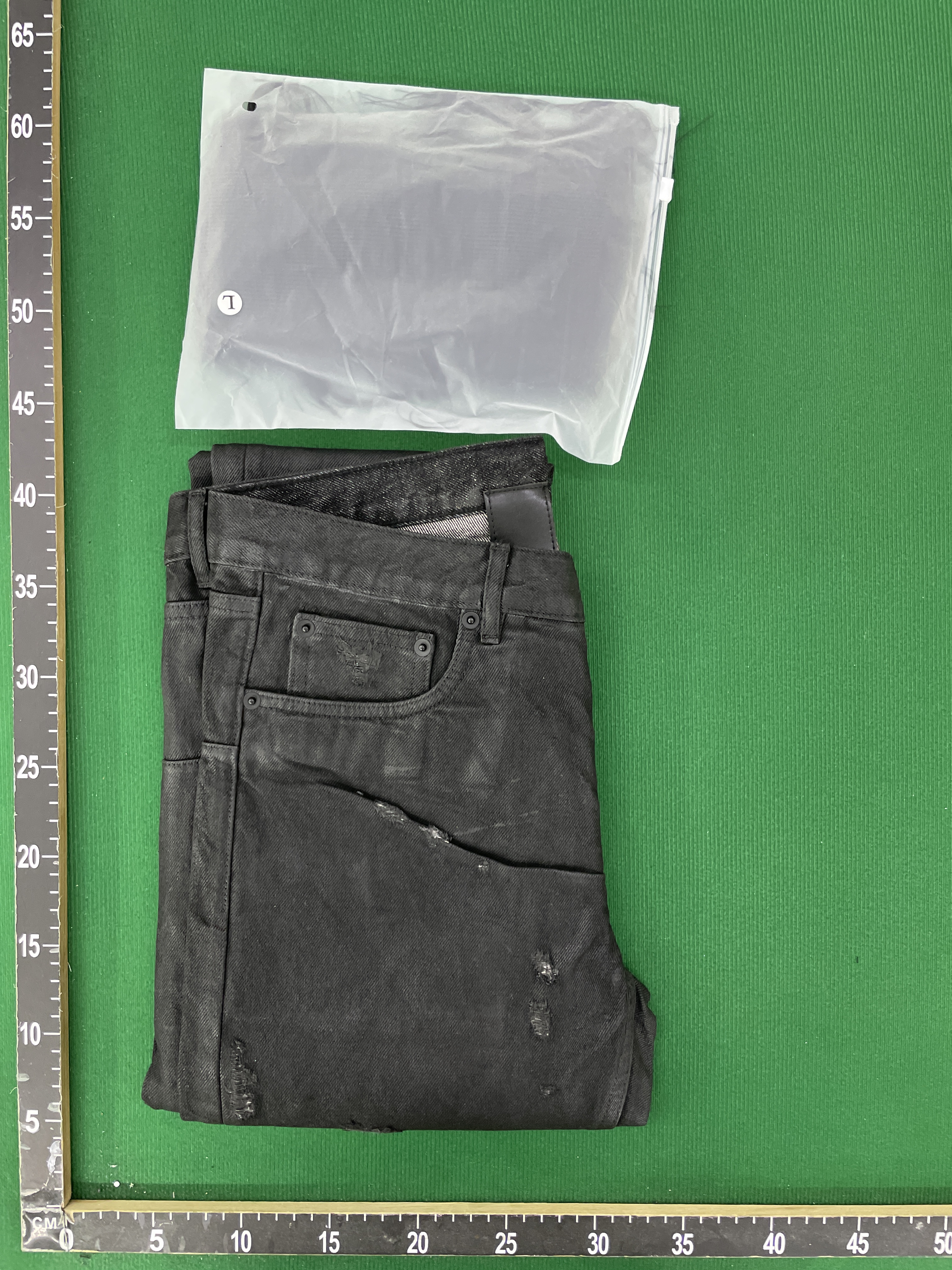 牛仔裤 QC 照片 1 / 35